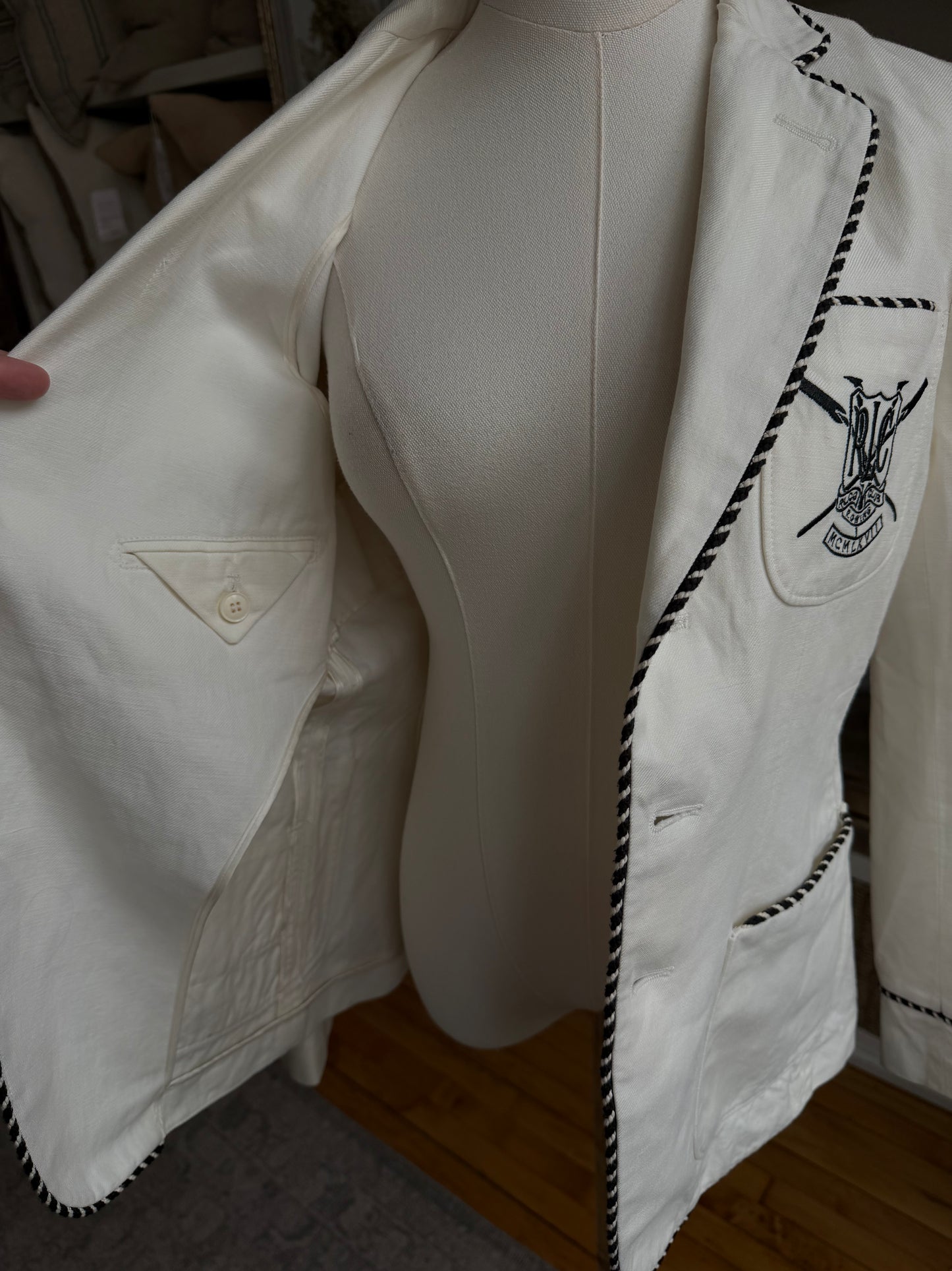 90s Ralph Lauren linen row blazer with navy details.