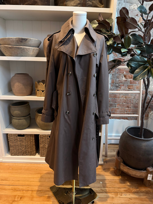 70s Fleet Street brown trench with removable wool lining and collar. Made in Hong Kong