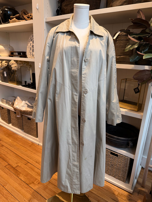 90s Carol Cohen Drizzle A line trench with zip out lining. Made in the USA
