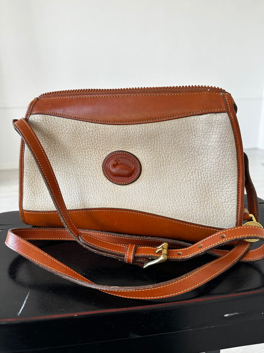 90s Dooney and Bourke zip top crossbody in cream