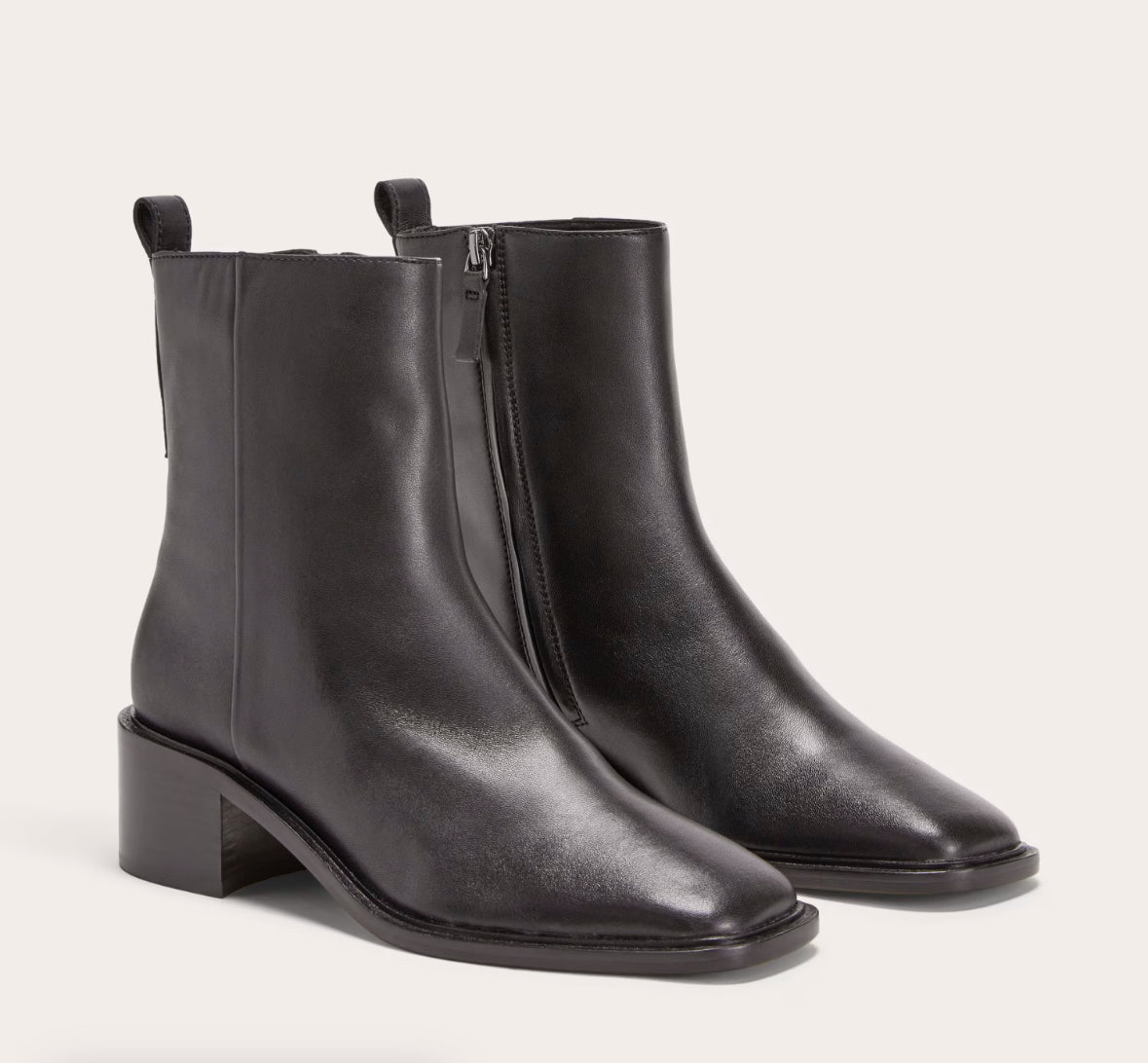 Everlane black leather City Boot in size 9.5