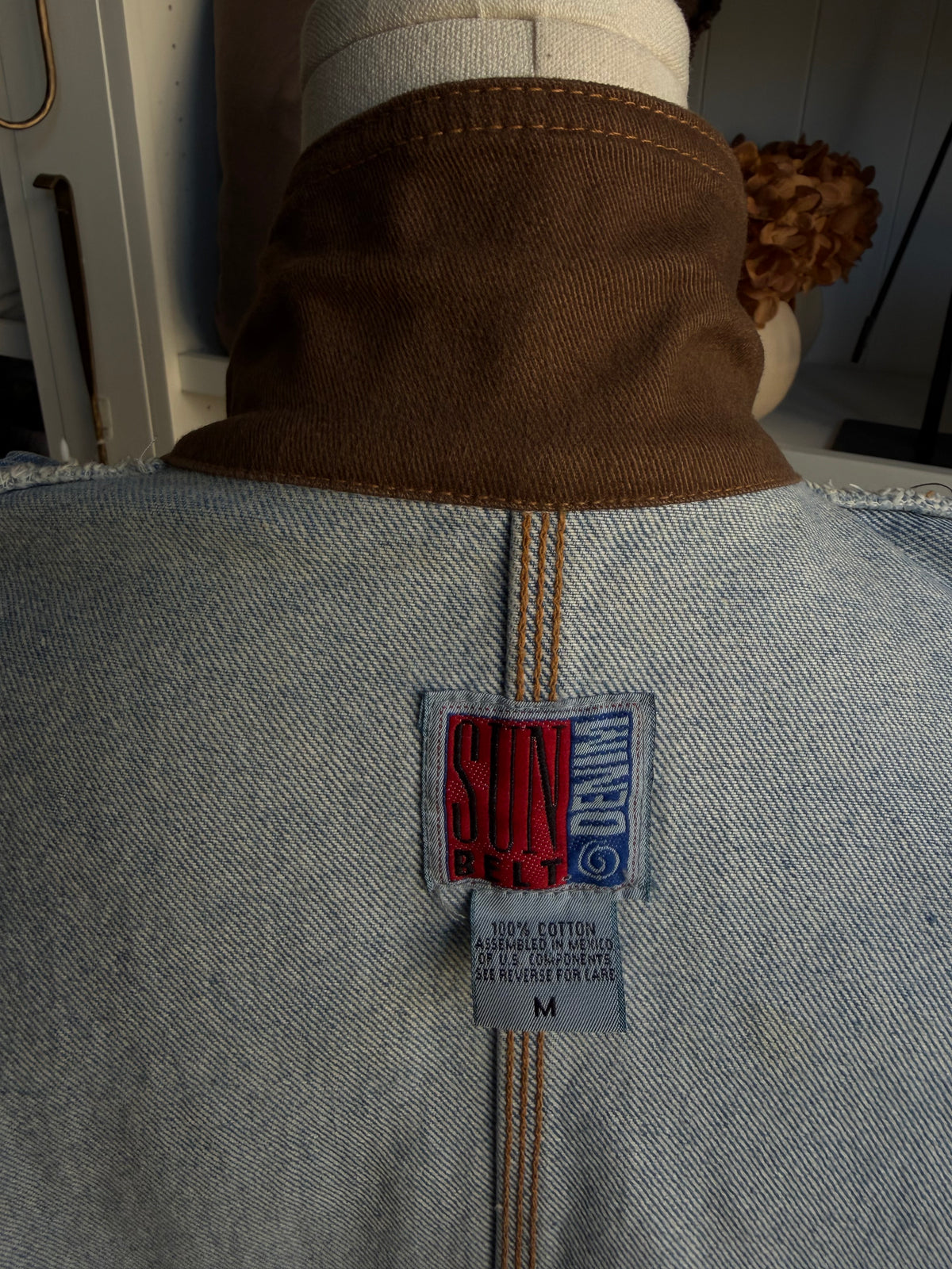 90s Sunbelt denim chore coat. Fits M-L
