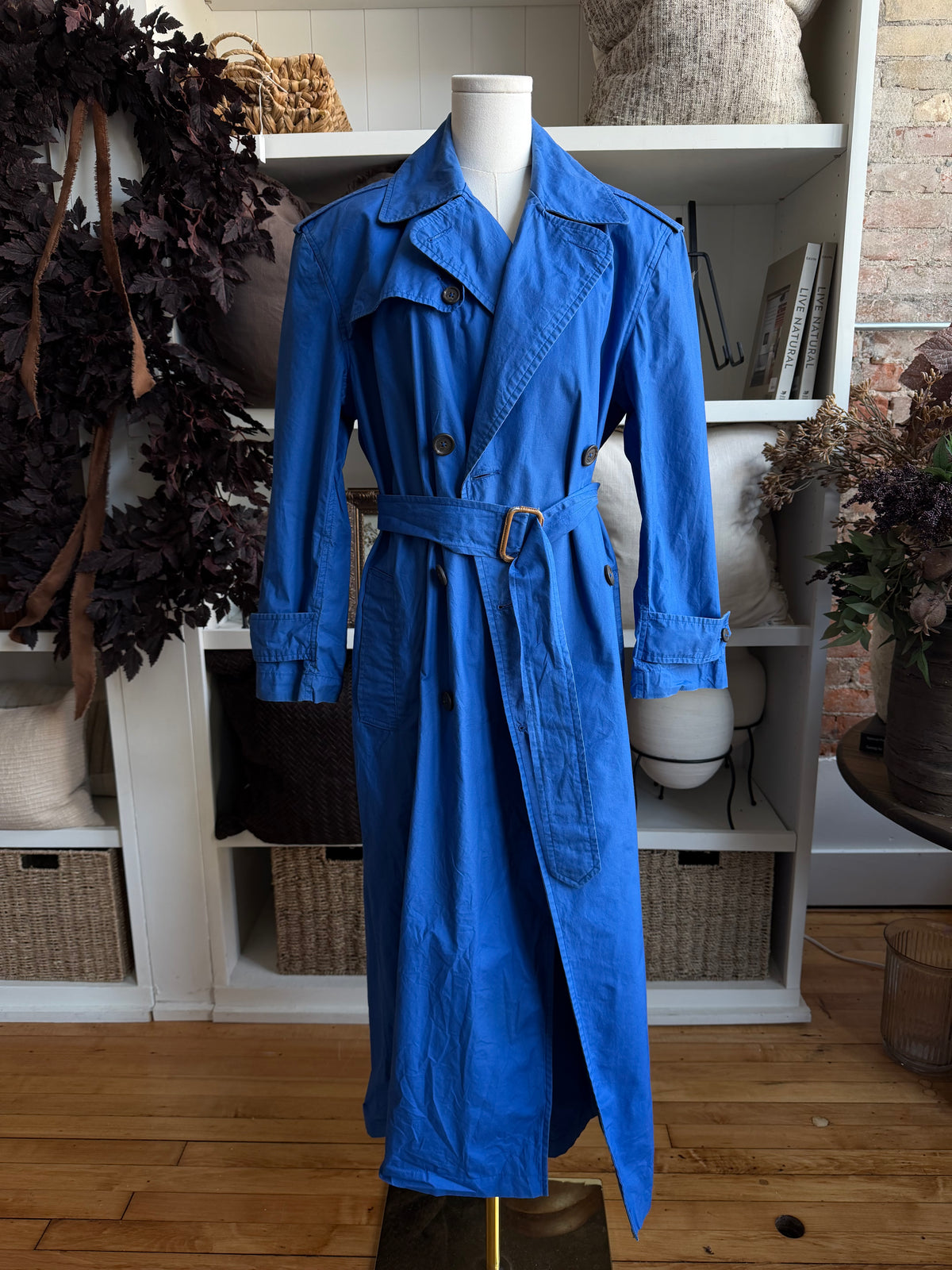 90s Ralph Lauren light weight blue trench. Fits M-XL