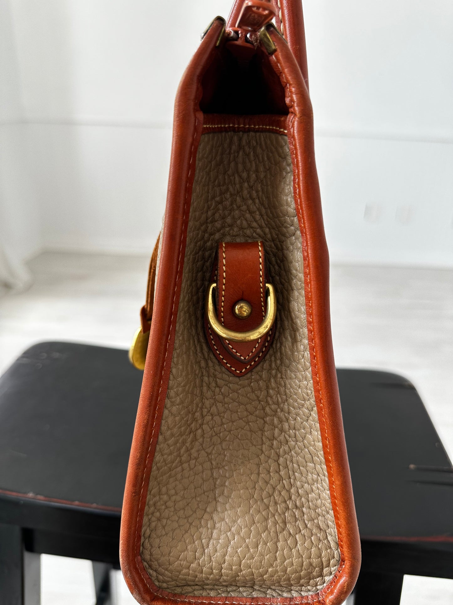 90's Dooney & Bourke Taupe Top Zip Shoulder Satchel