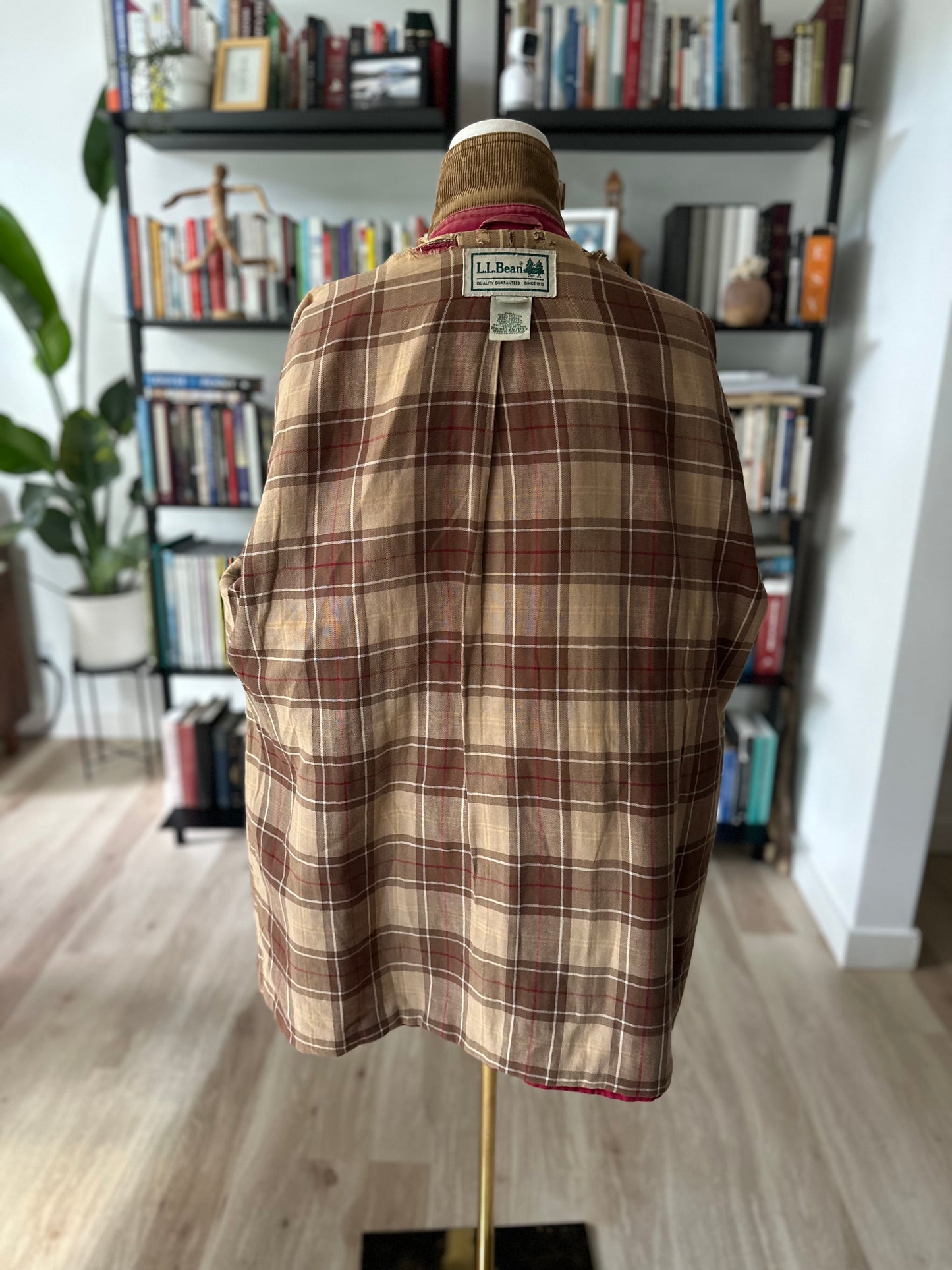 90s LL Bean faded red barn jacketed