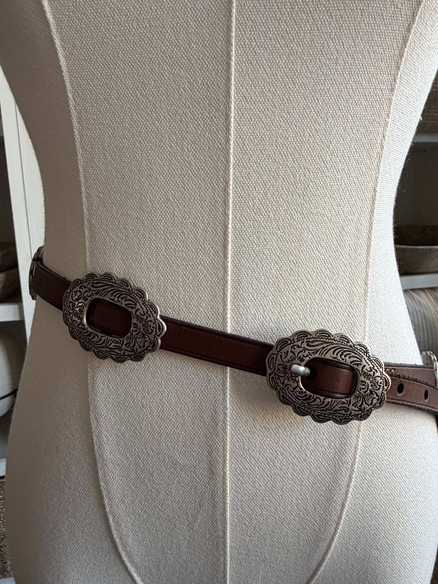 90s Lauren by Ralph Lauren leather concho belt