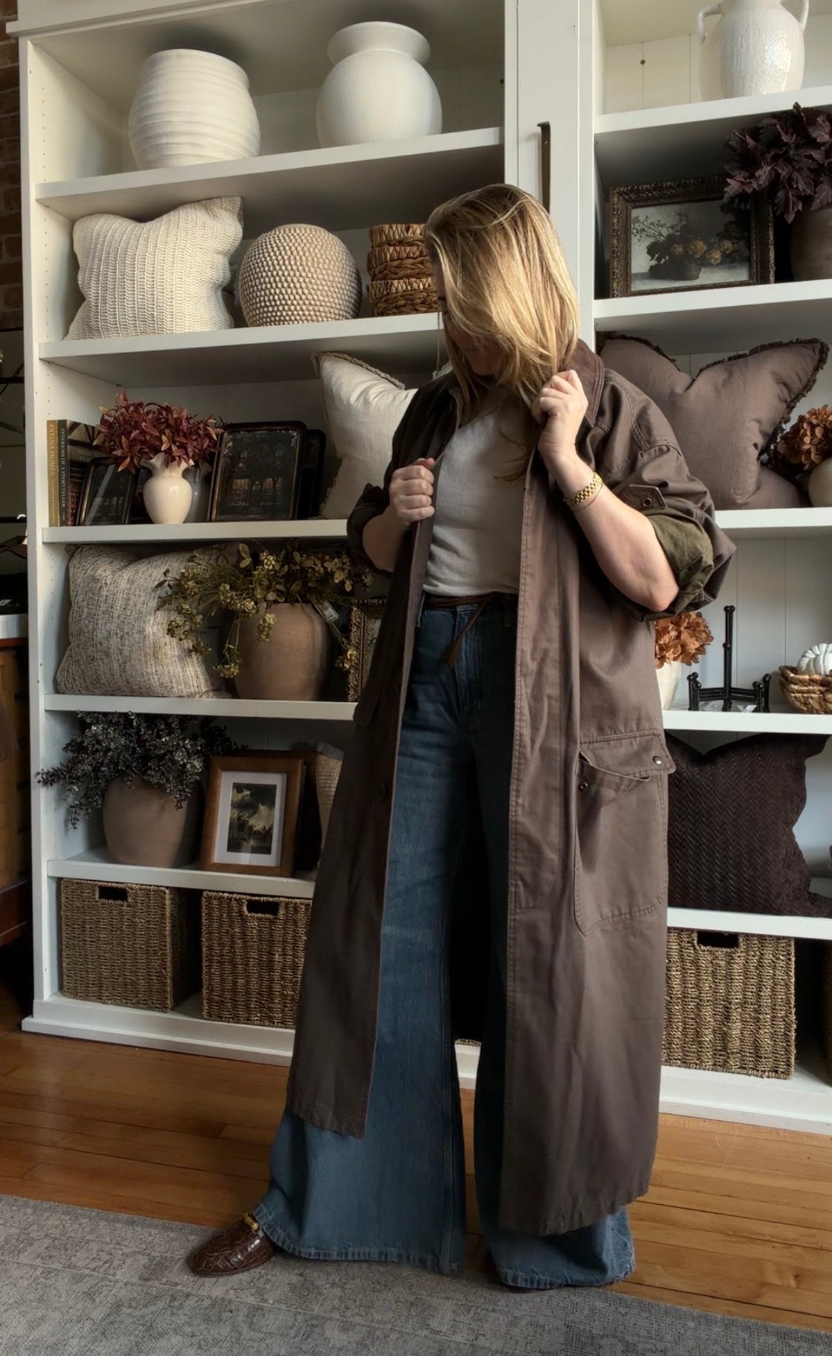 90s Timberland trench with leather collar. Made in Hong Kong. Fits L-XXL
