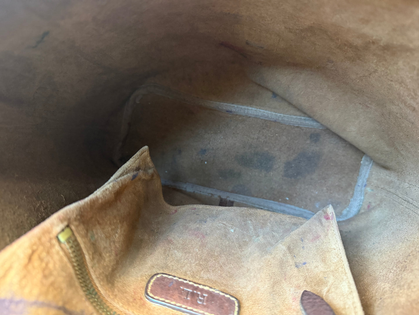 Rare Ralph Lauren leather shoulder bag with brass hook closure