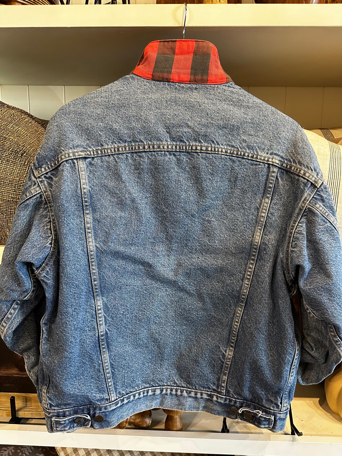 Vintage 80s Levi’s lined denim jacket