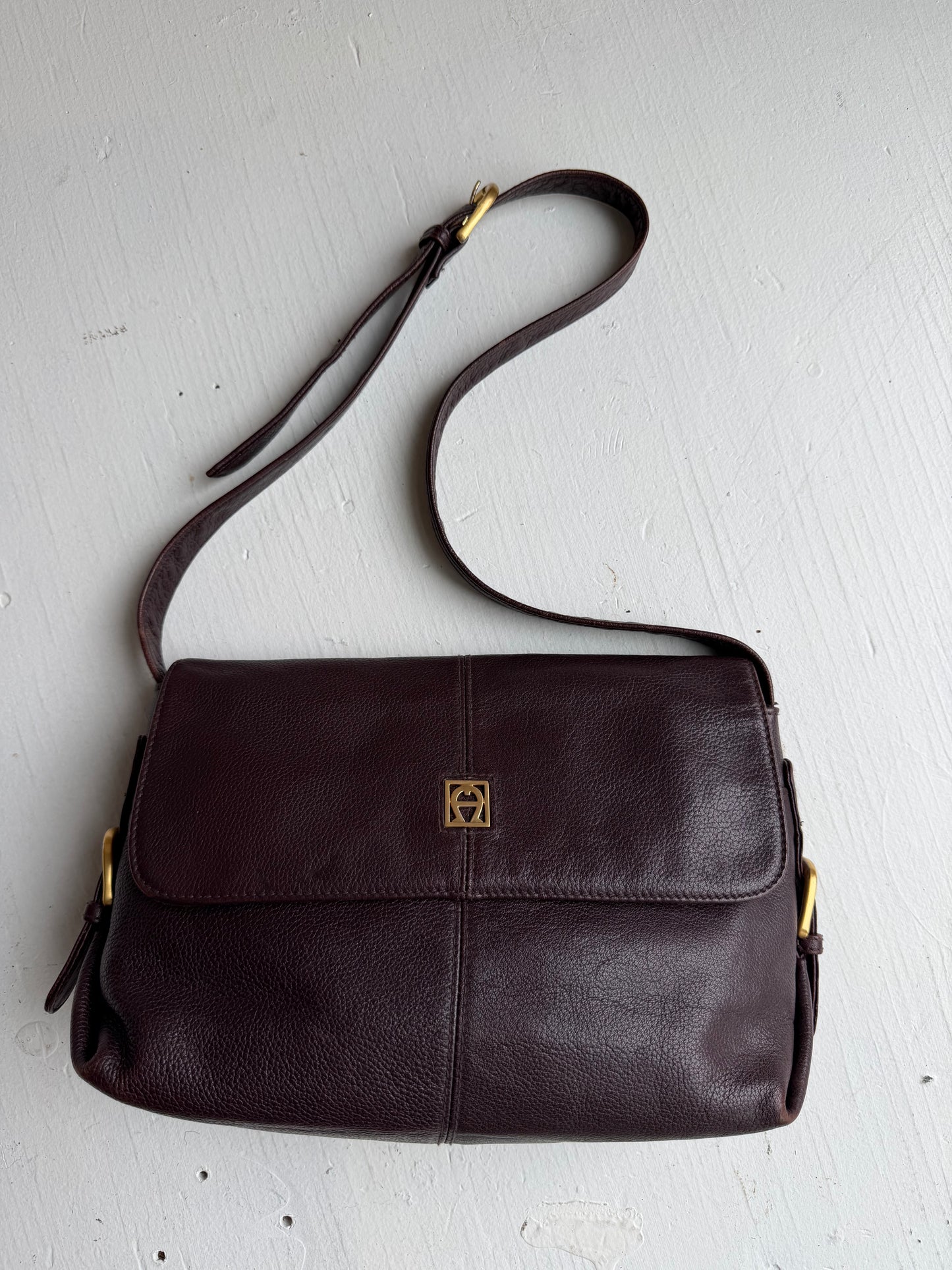 90s Etienne Aigner burgundy leather shoulder bag