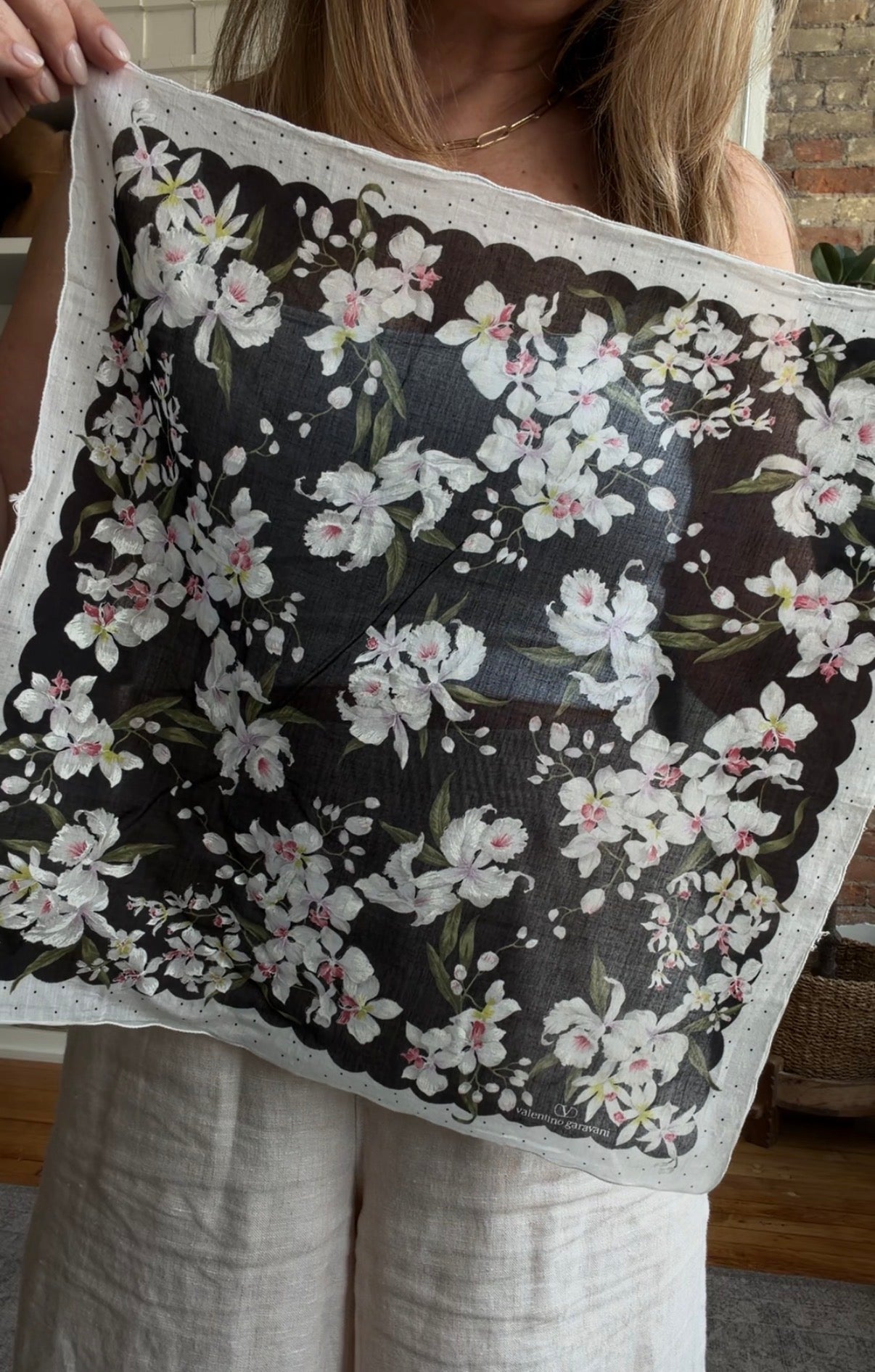 #10 Vintage Valentino Garavani cotton scarf with scalloped edges