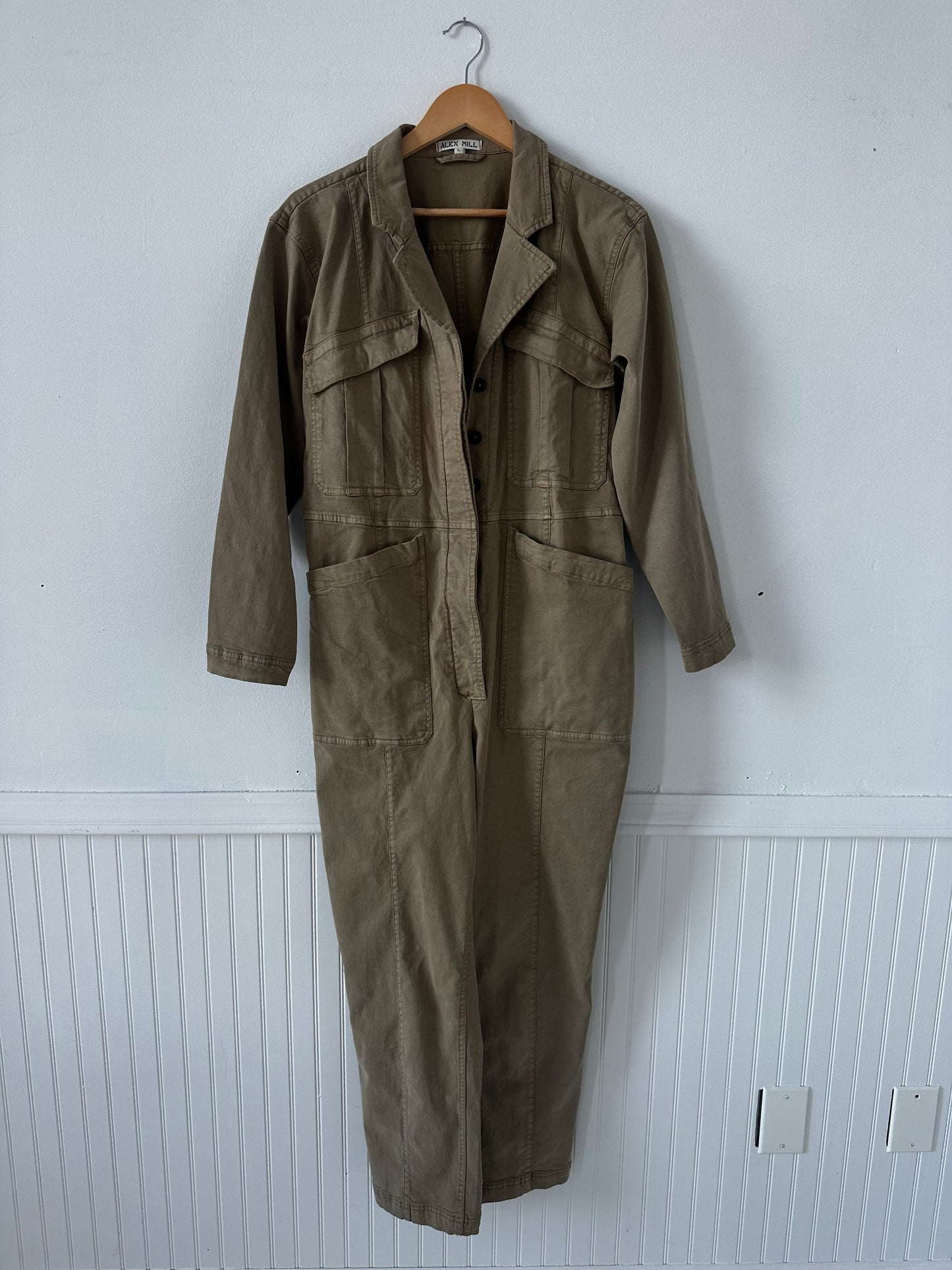 Alex Mill Expedition jumpsuit in khaki. Size large