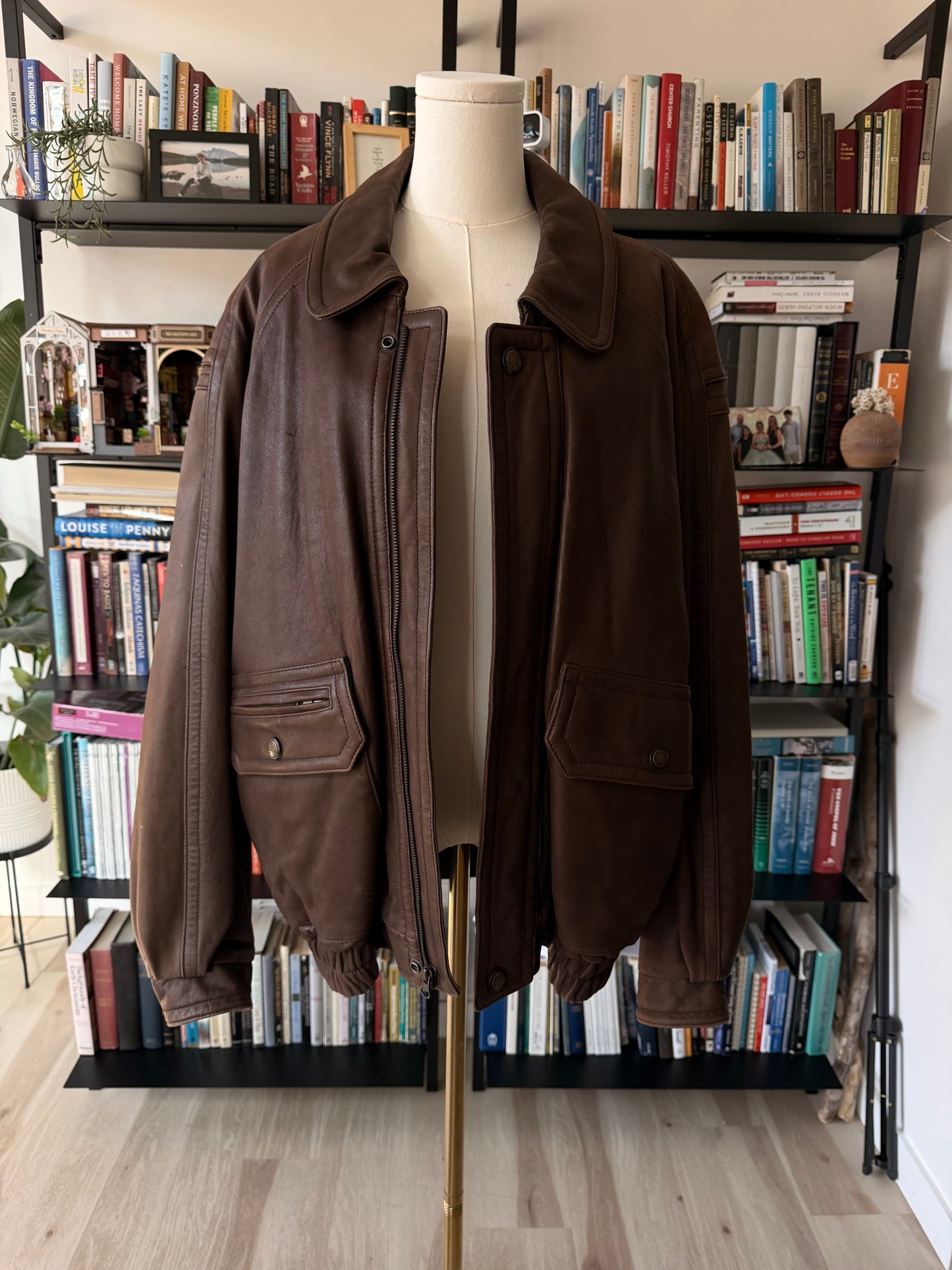 90s London Fog leather bomber with removable insulated lining