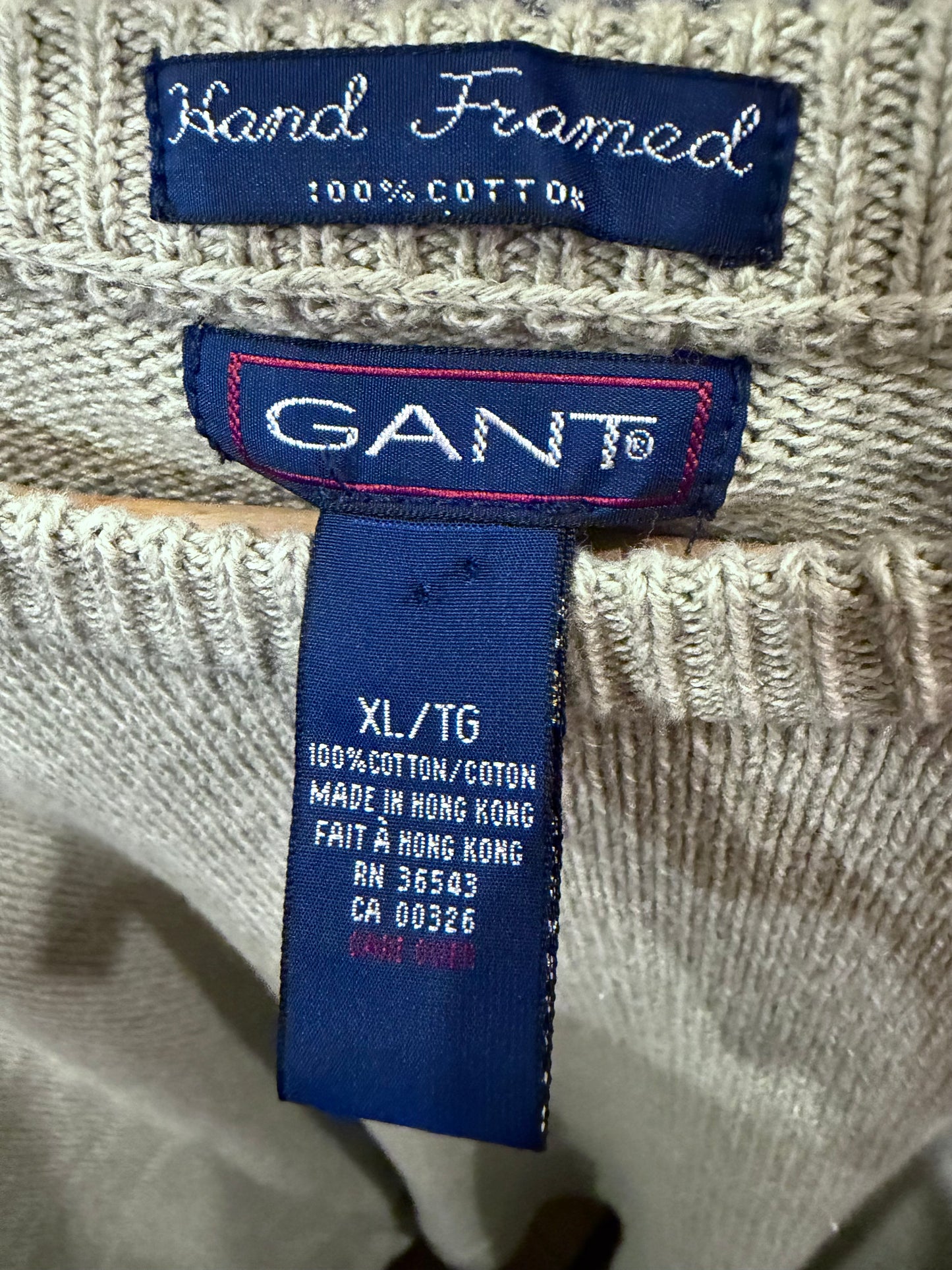 90s Gant Cotton sweater. Made in Hong Kong. Fits M-XL