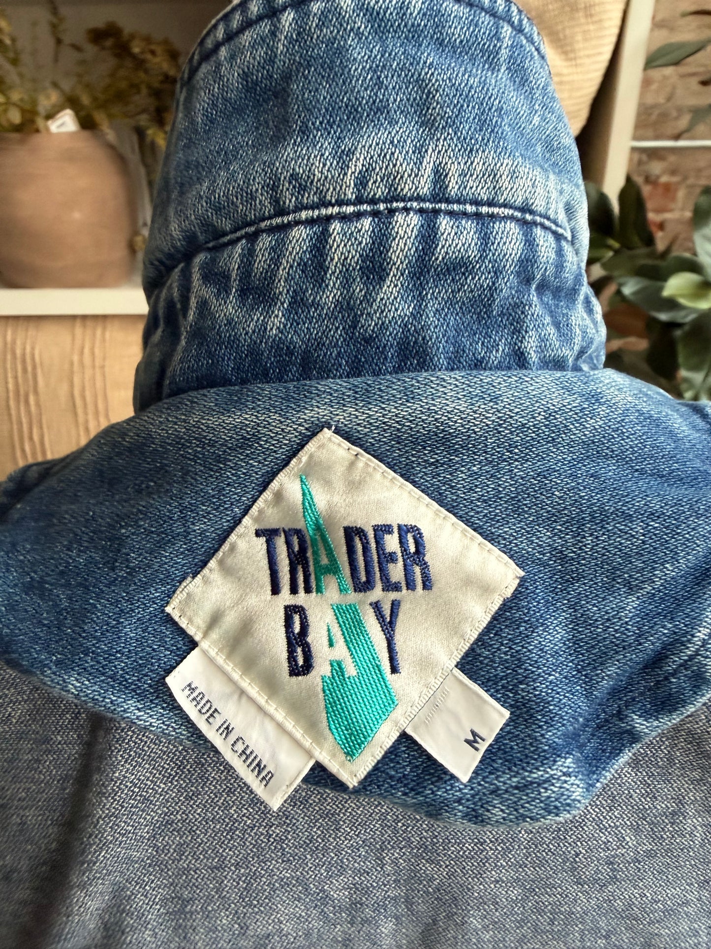 90s Trader’s Bay denim bomber jacket