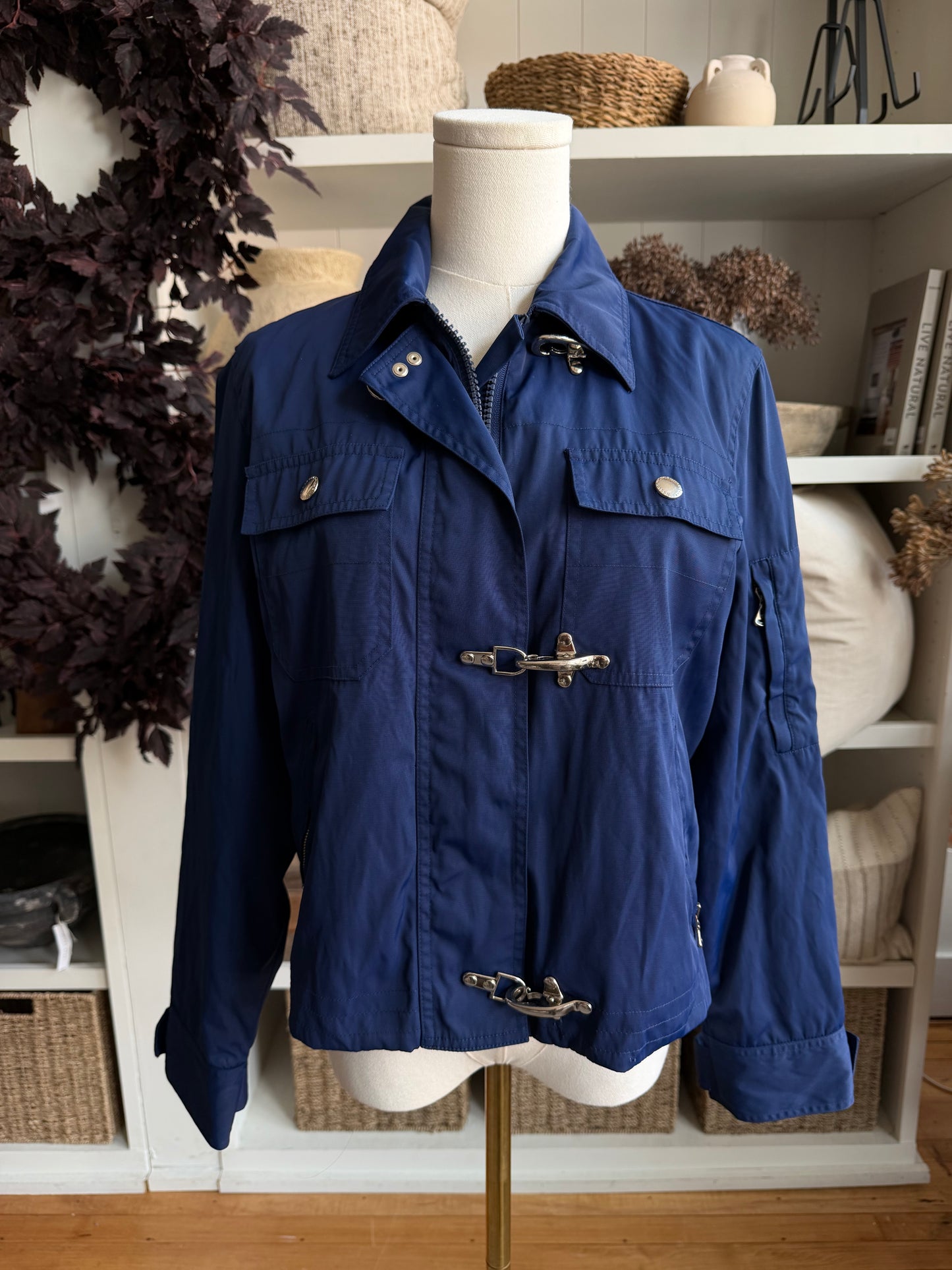 00s Lauren Ralph Lauren blue nylon insulated jacket. Fits XXS-S
