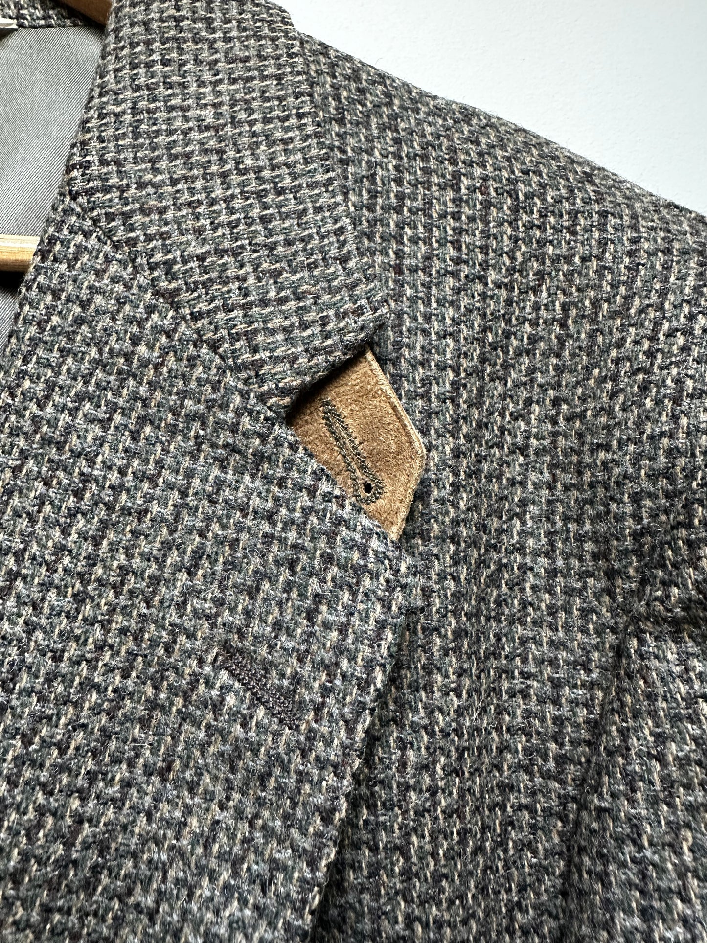 Vintage Tweed blazer with suede elbow patches