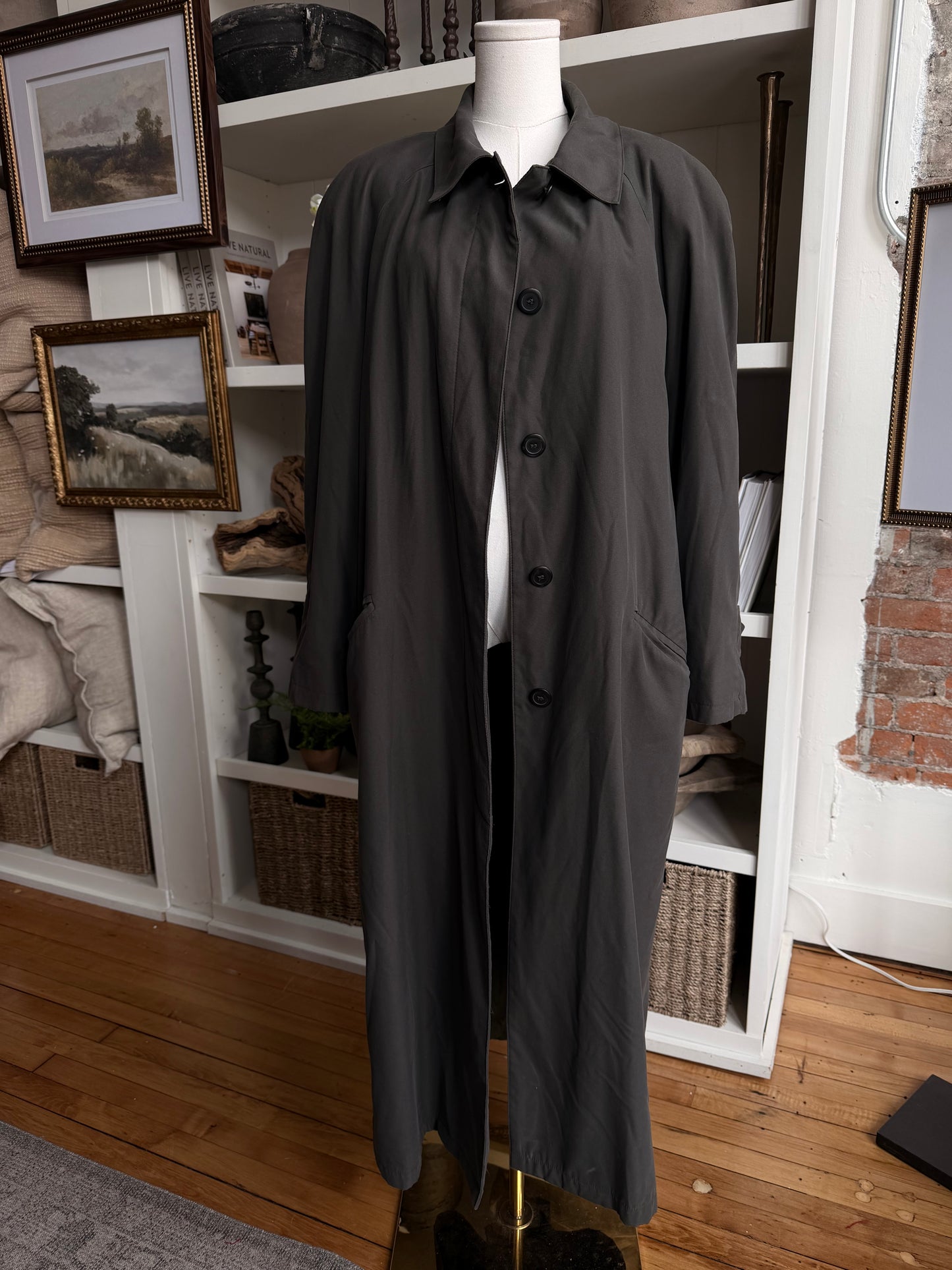 90s Jones New York trench with removable wool lining.