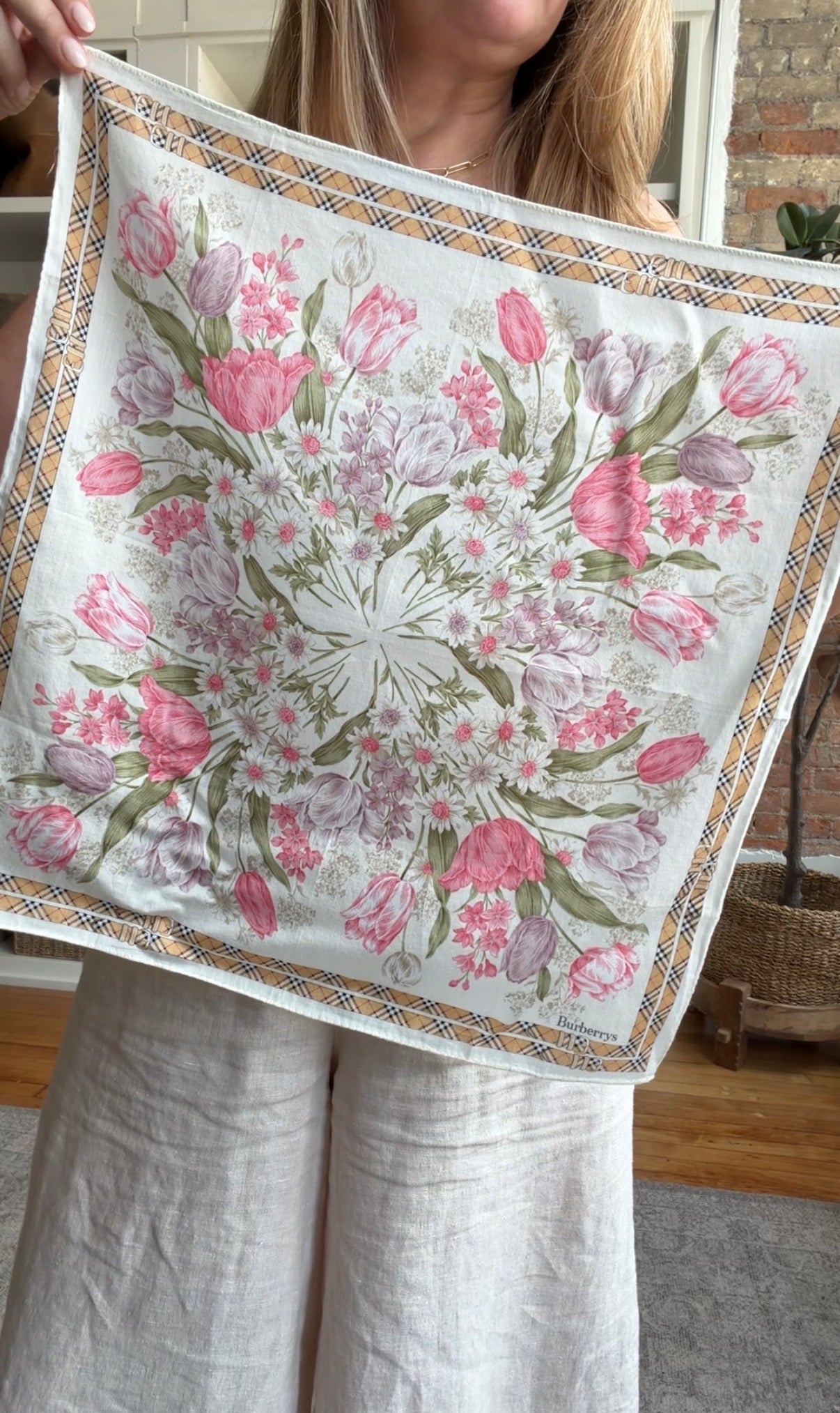 #4 Vintage Burberry cotton scarf