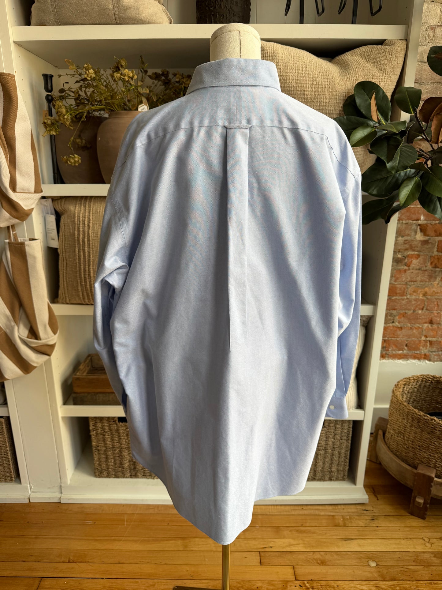 00s Round Tree & Yorke Gold Label blue Oxford