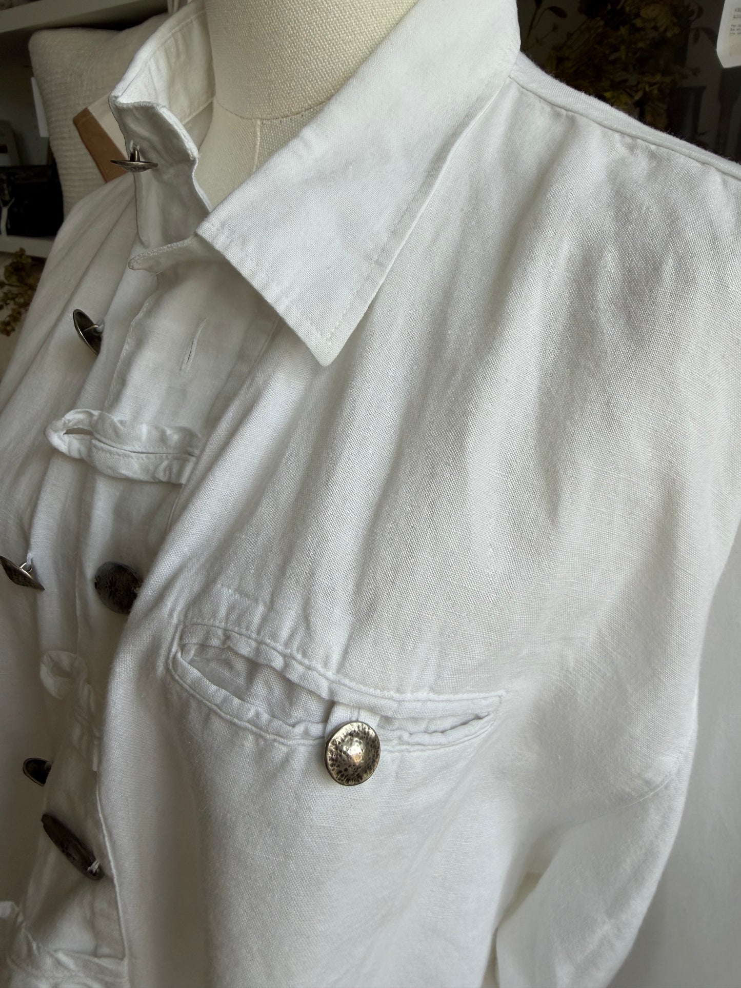 Vintage Cotton/Linen blend button down with silver buttons. Sourced in Paris