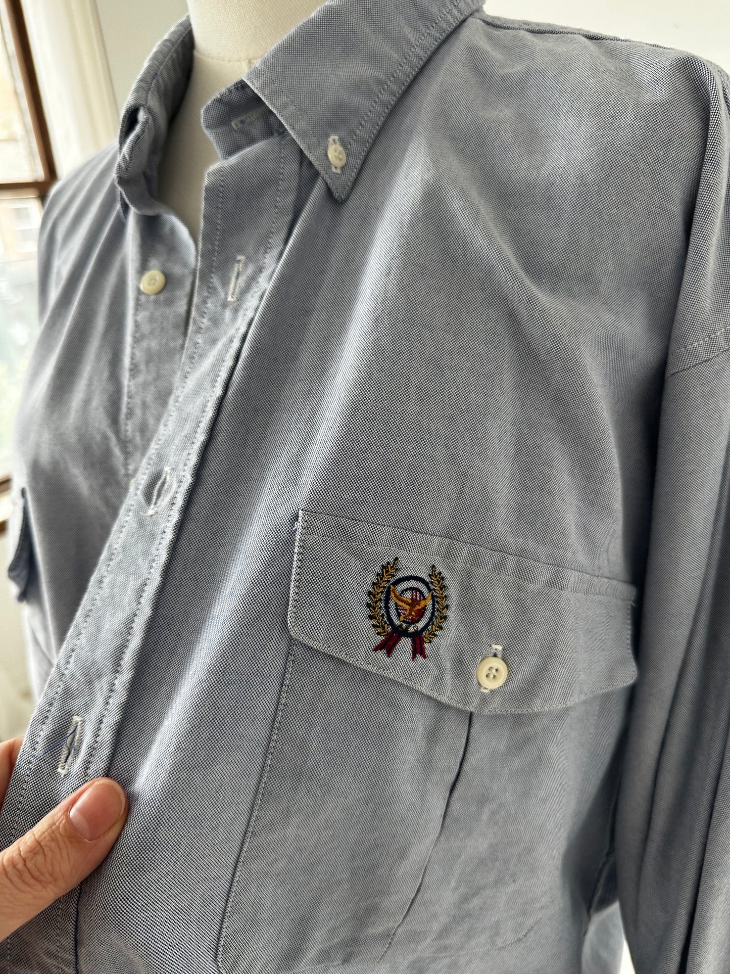 90s American Eagle blue oxford. Made in the USA