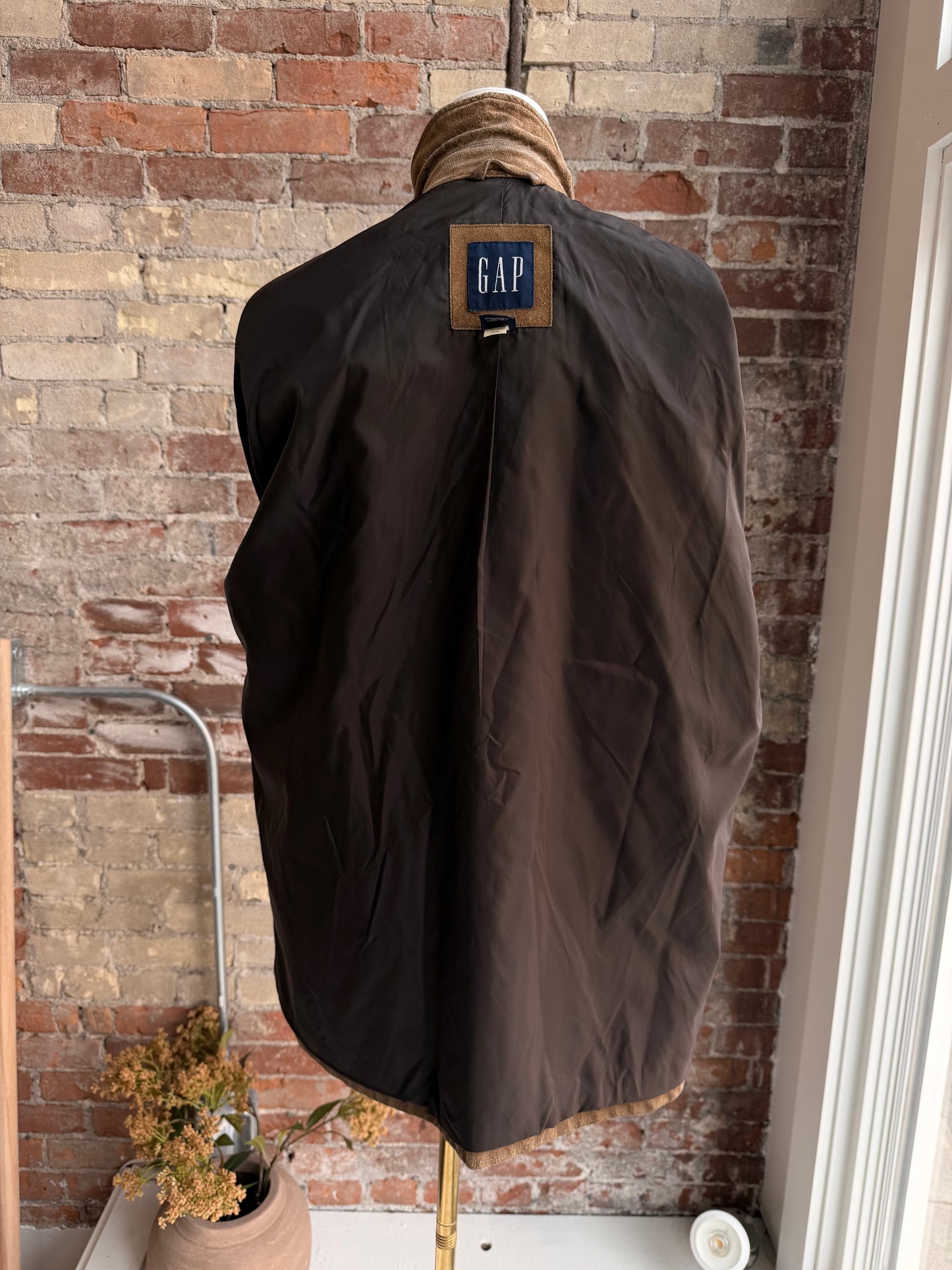 00s Gap suede jacket