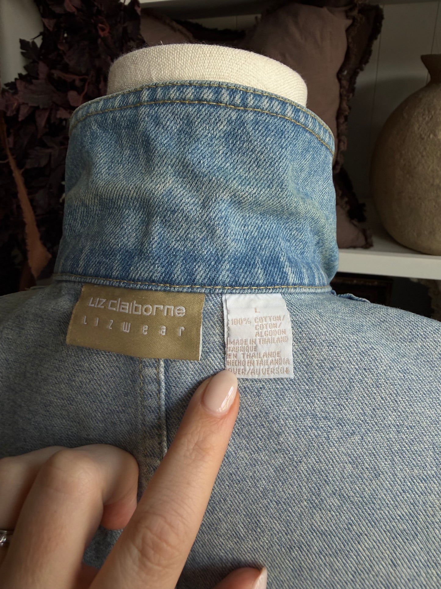 90s Liz Claiborne denim chore coat. Fits S-L