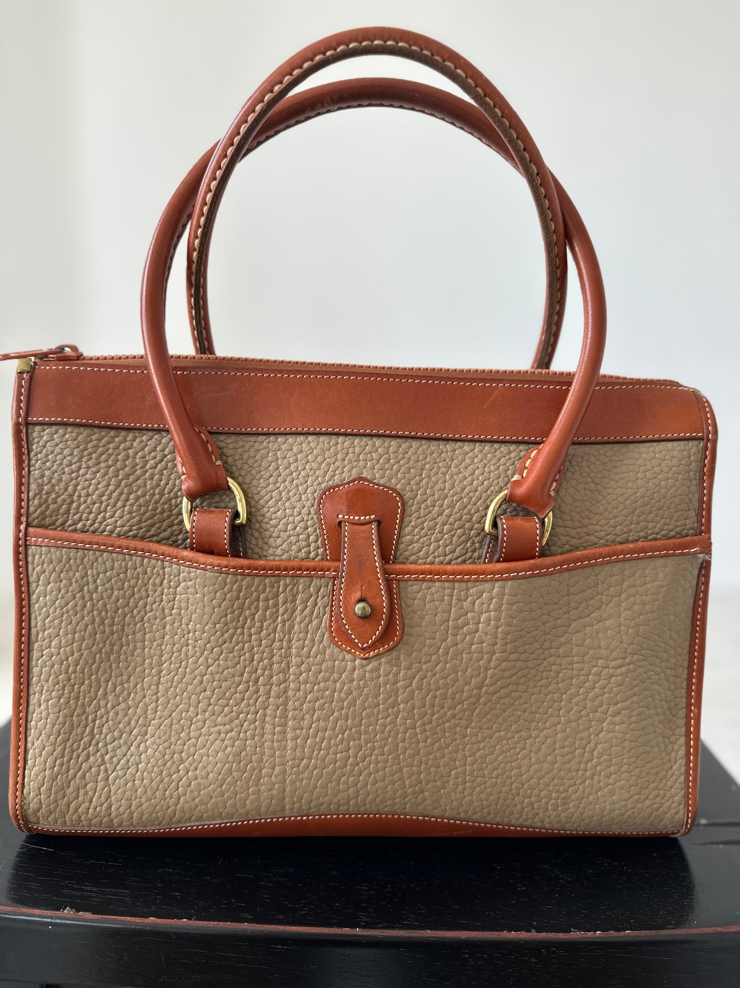 90's Dooney & Bourke Taupe Top Zip Shoulder Satchel