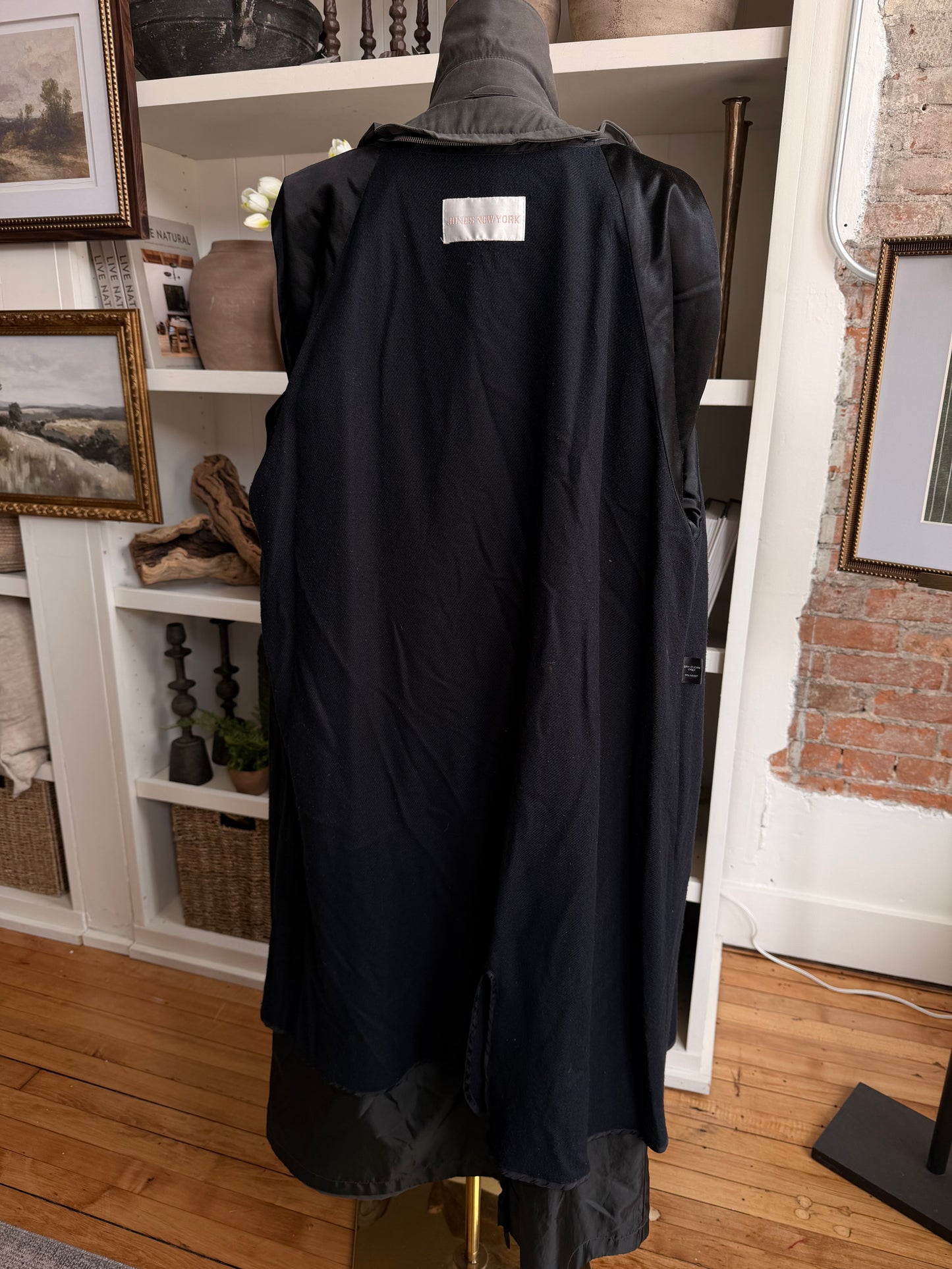 90s Jones New York trench with removable wool lining.