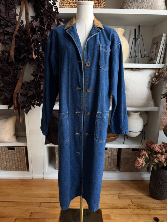 80s Lee denim trench coat with corduroy collar. Made in the USA. Fits XS-M