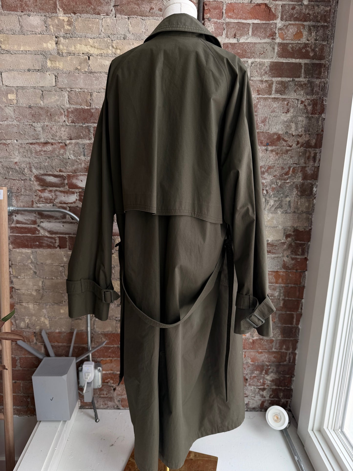 80/90s Green trench (missing zip out lining)