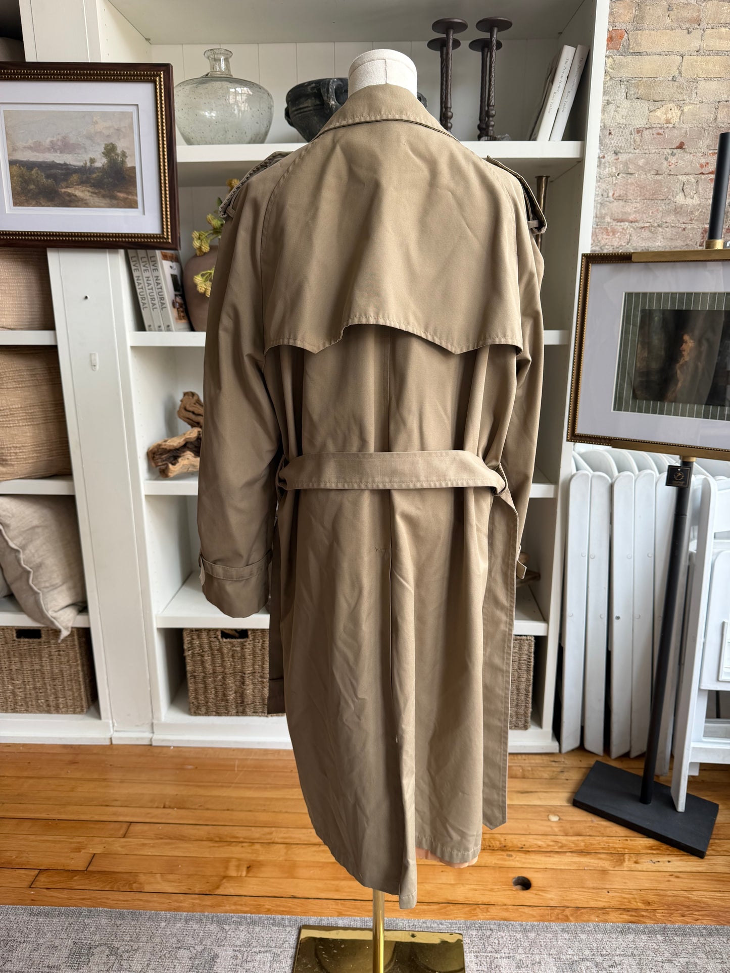 Vintage trench. Made in Korea