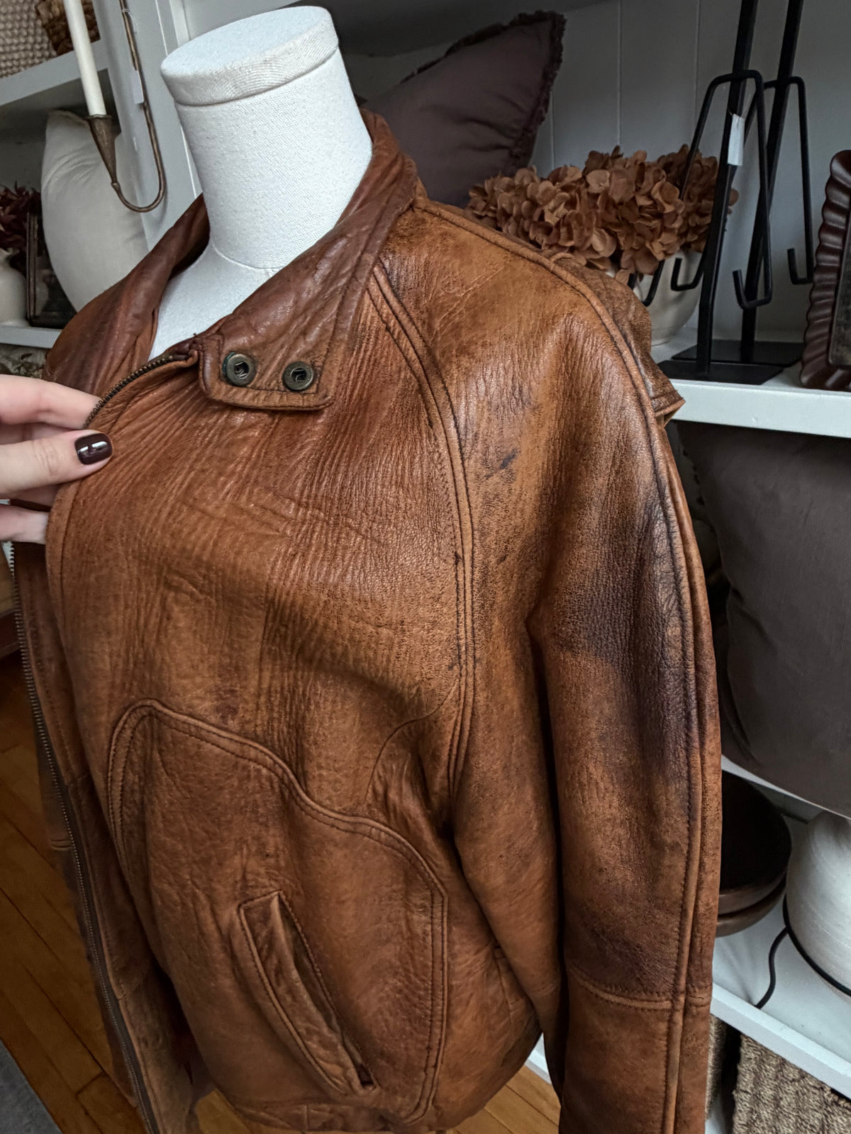 90s Context leather bomber. Fits M-XL