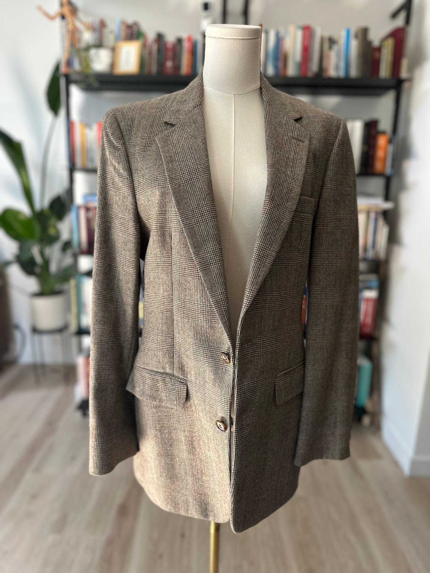 70s/80s Cartier Collection by Botany 500 wool tweed blazer. Made in the USA