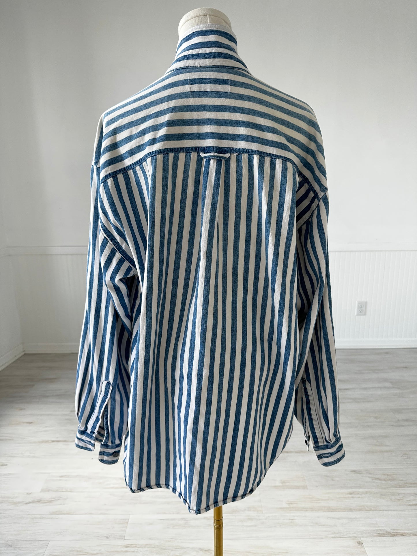 90s Arizona Jean Company striped denim button down. Made in Hong Kong