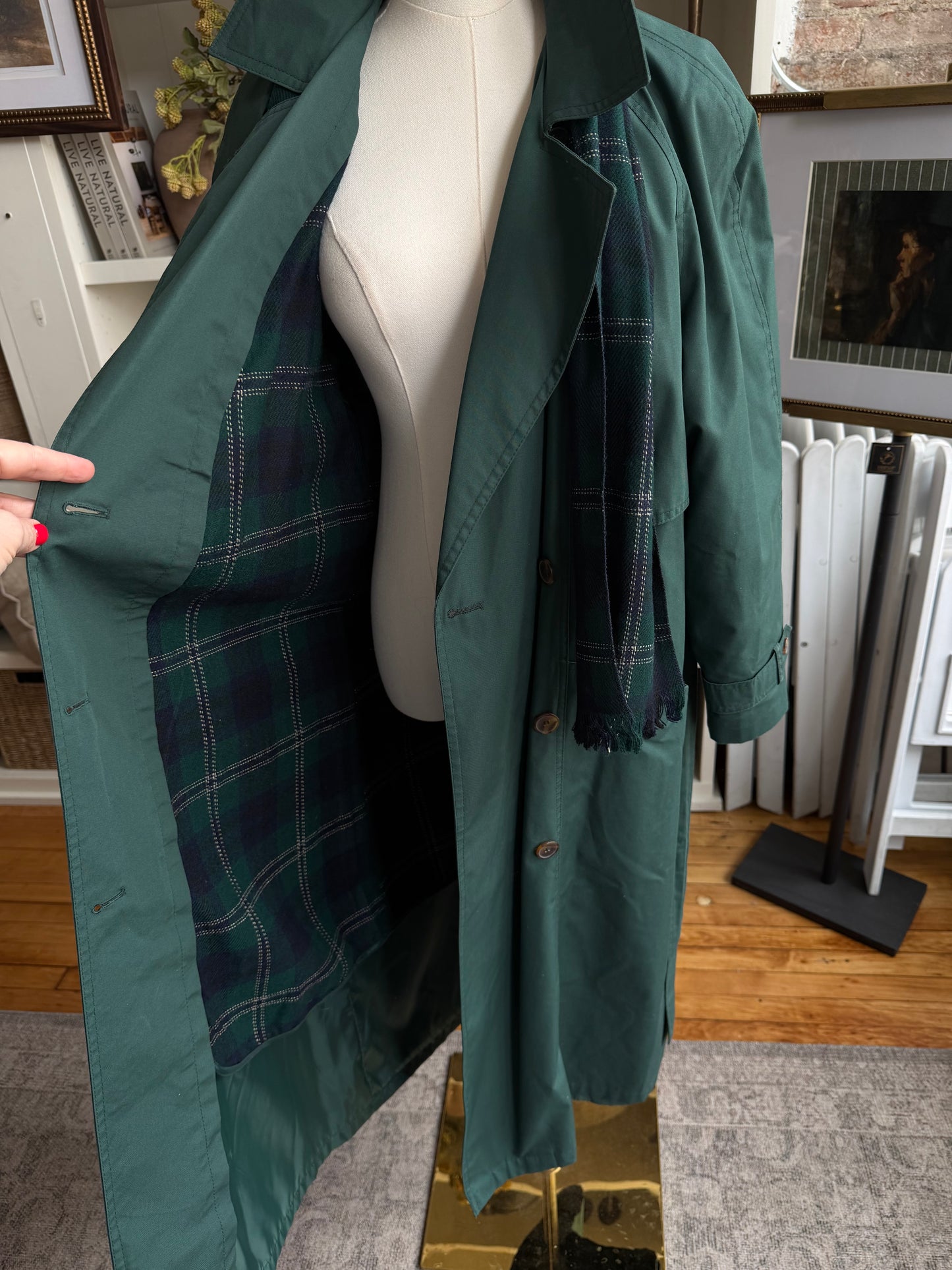 80s Saxton Hall green trench with zip out lining. Includes matching scarf. Made in Korea