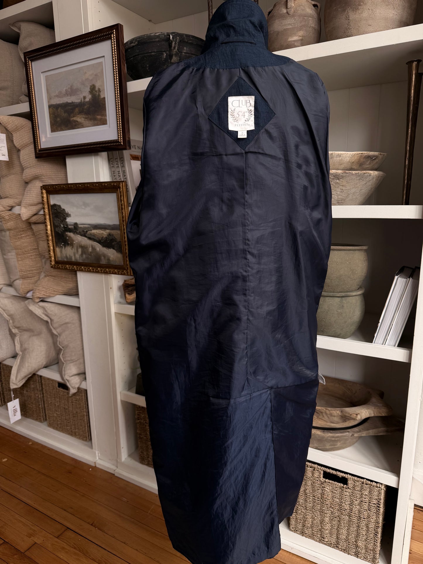 90s Club 5’4’ Petite navy light weight trench.