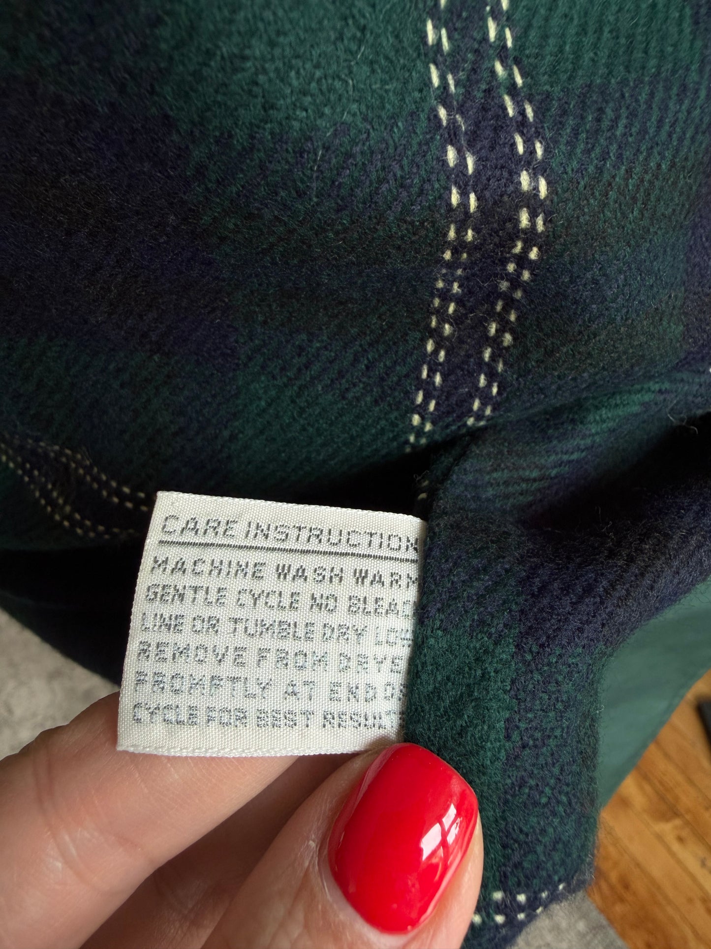80s Saxton Hall green trench with zip out lining. Includes matching scarf. Made in Korea