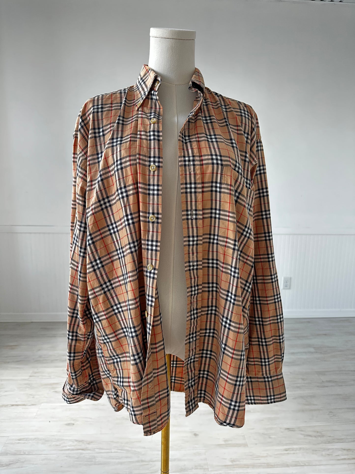 90s/00s Burberry button down. Made in the USA