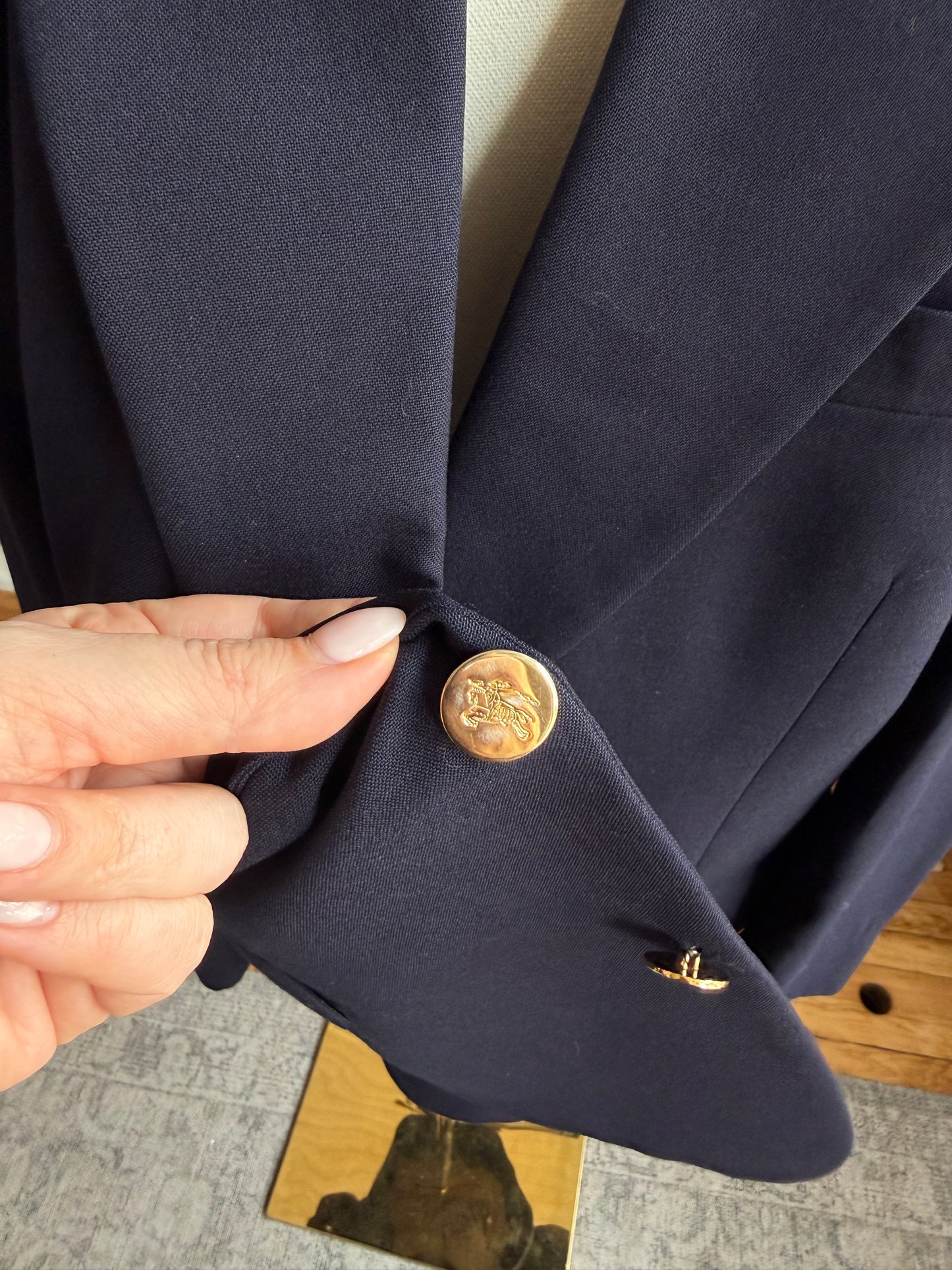 80s Burberrys Navy wool blazer. Made in the USA. Fits M-XL