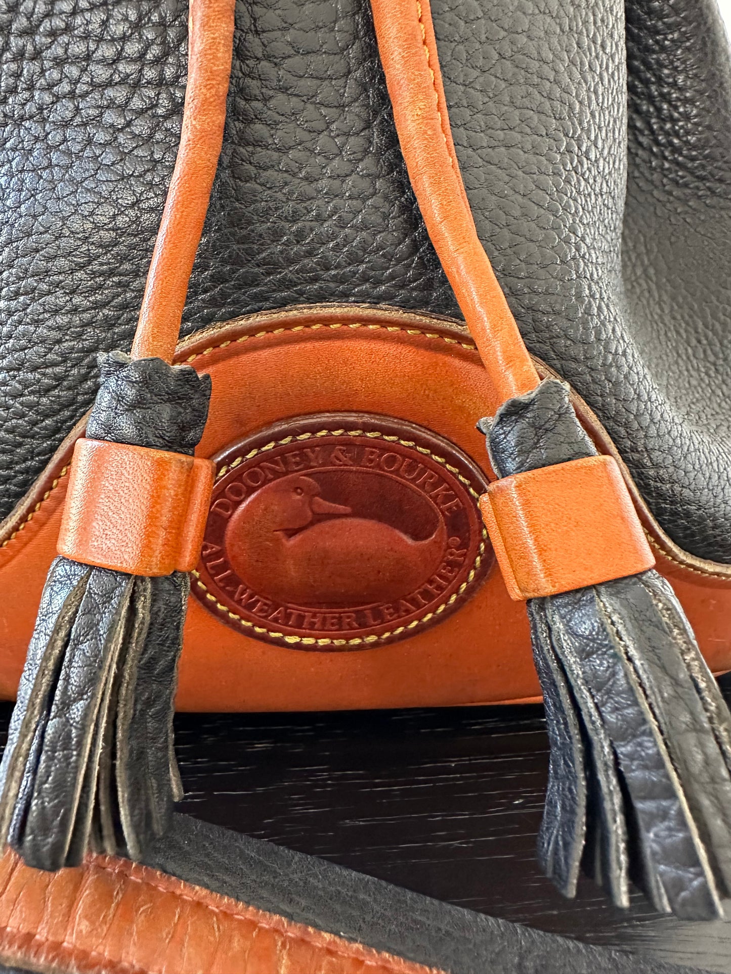 90s Dooney and Bourke black bucket bag