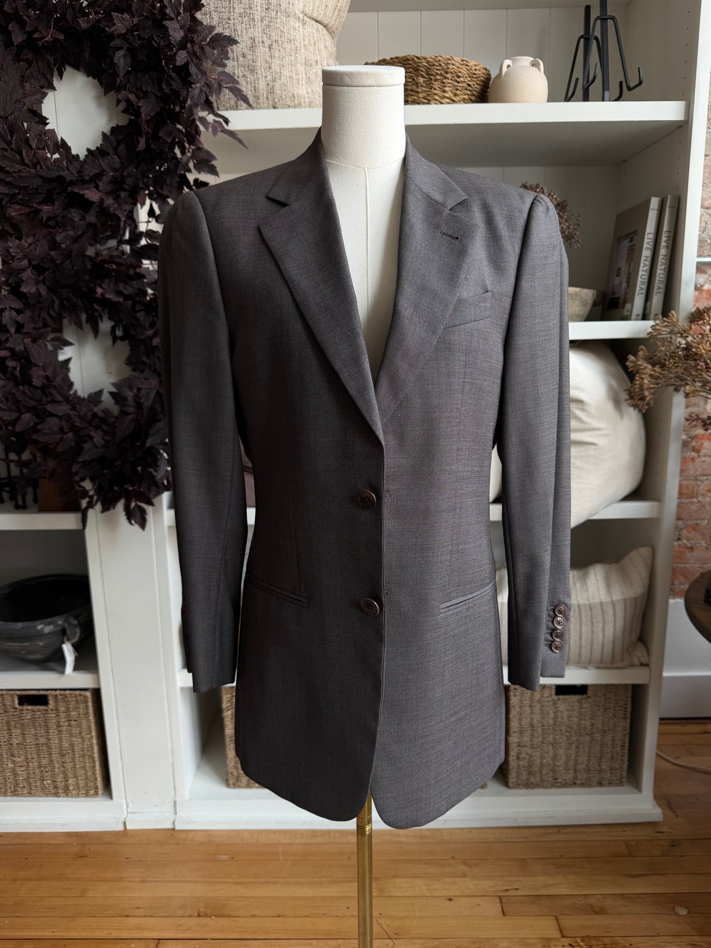 00s Armani gray wool blazer. Made in Italy. Fits XXS-S