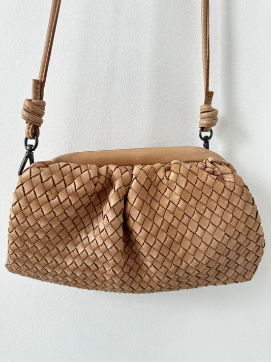 Latico Leather Noble crossbody in natural