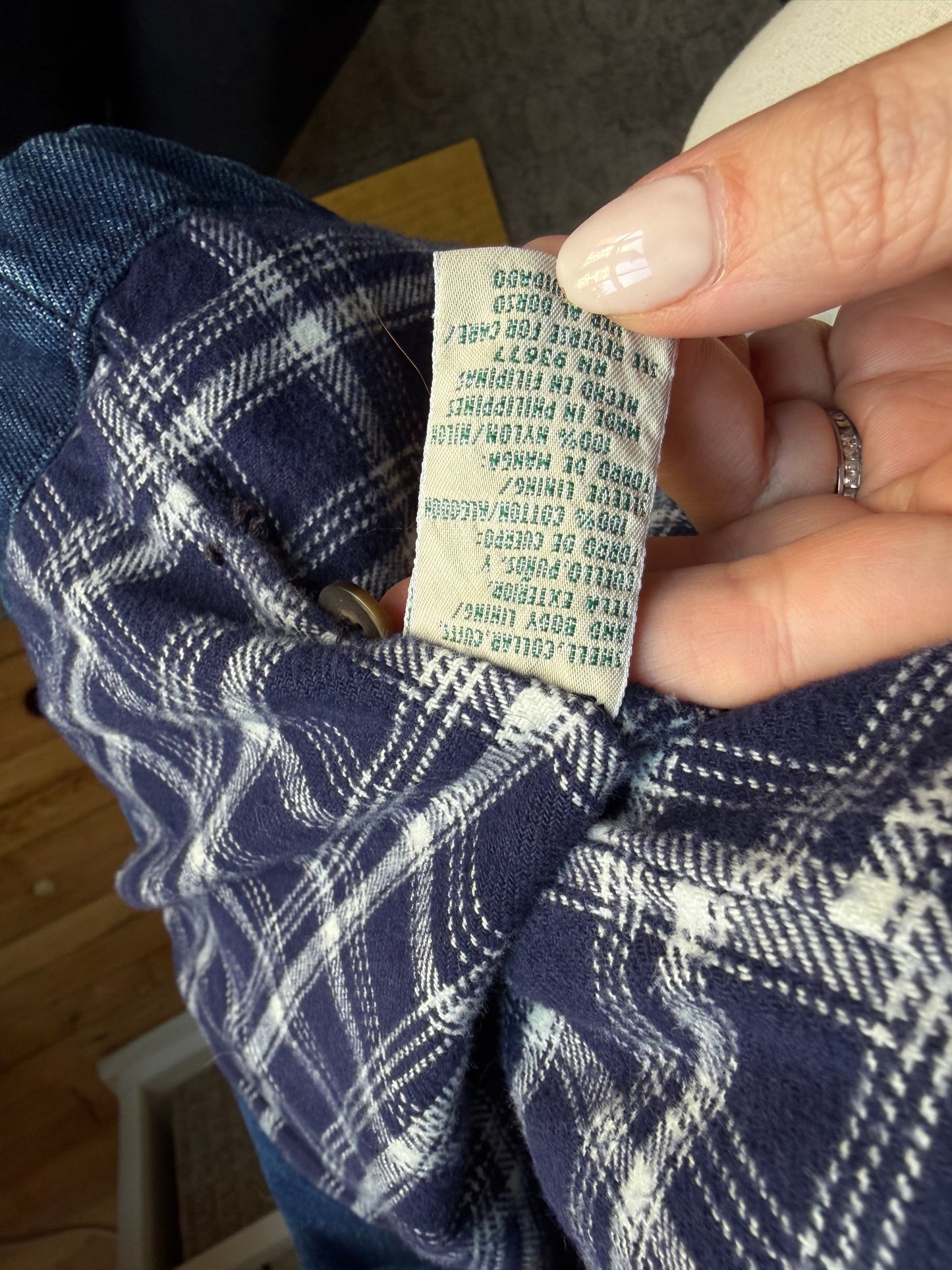 90s St John’s Bay denim barn coat. Fits M-XL