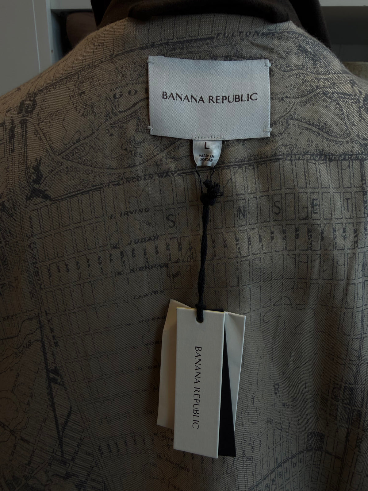 Banana Republic Italian Moleskin barn jacket in dark brown. Size L