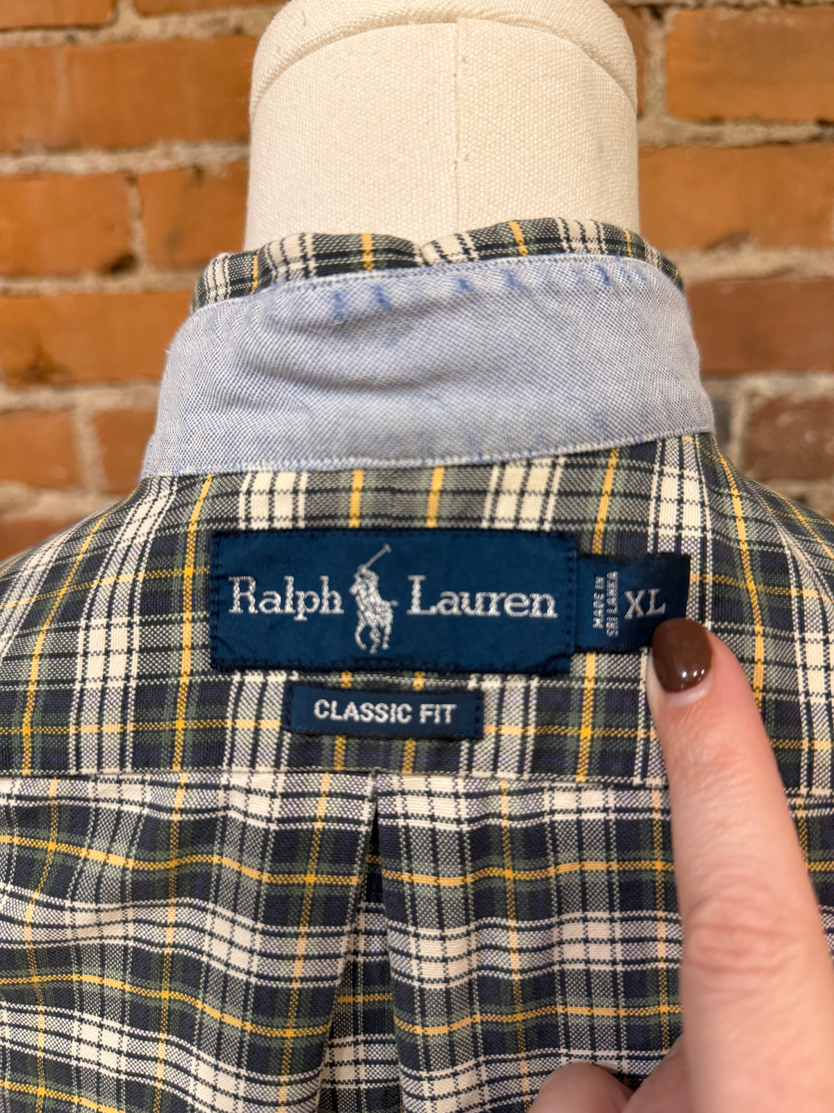 90s Polo Ralph Lauren plaid button down. Fits M-XL