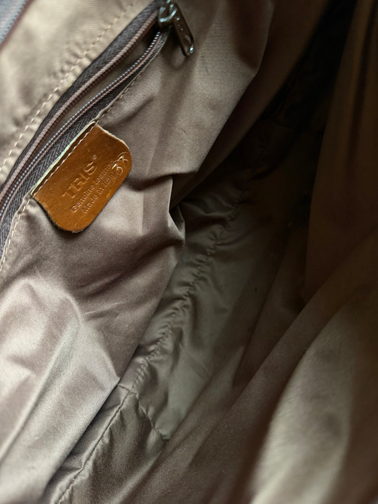 Tris leather shoulder bag. Made in Italy