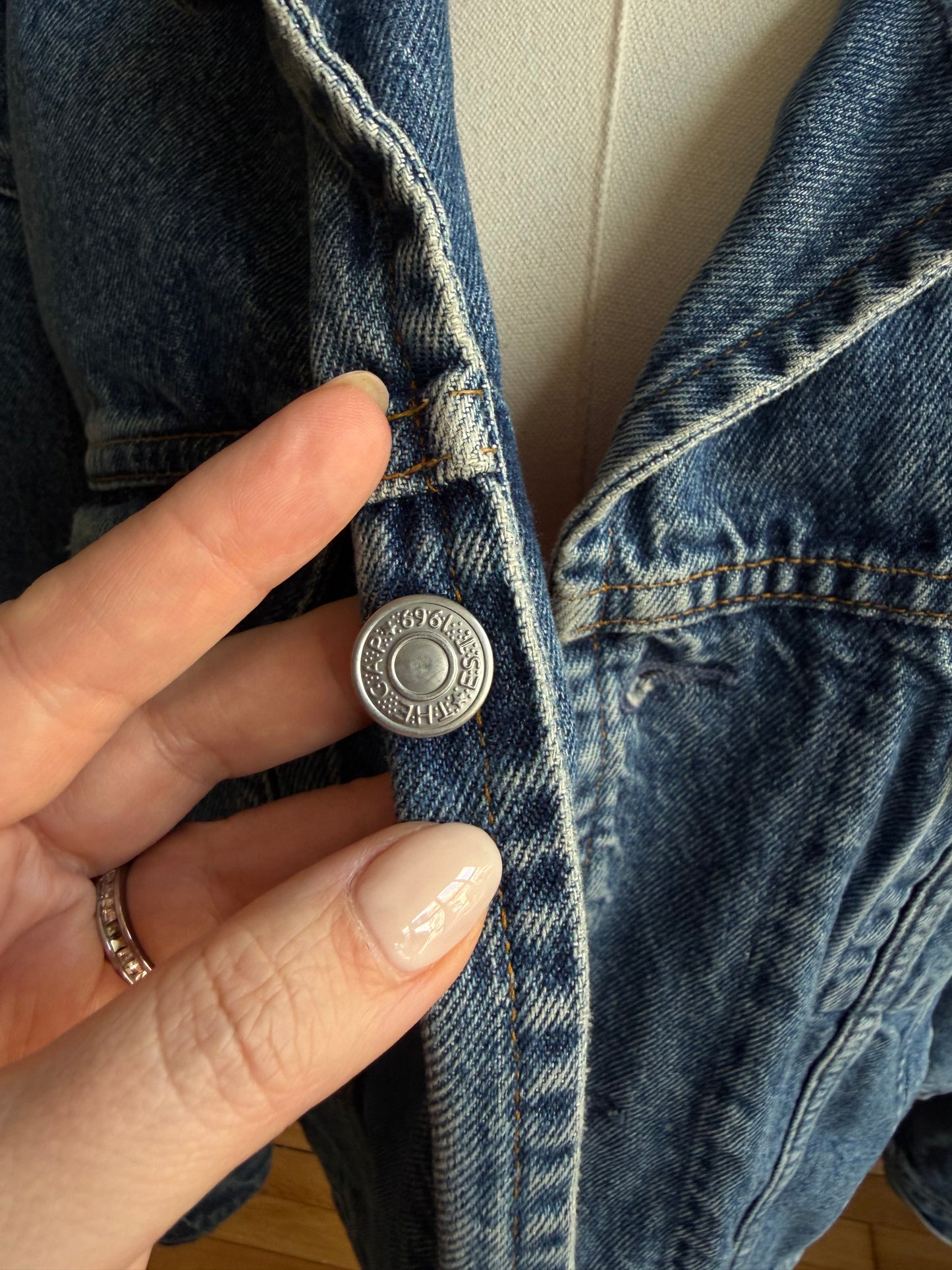90s Gap flannel lined denim jacket. Fits S-L