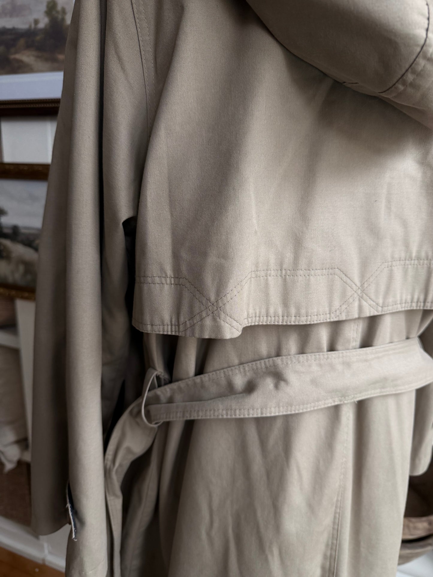 90s Fleet Street Petite khaki trench with removable hood